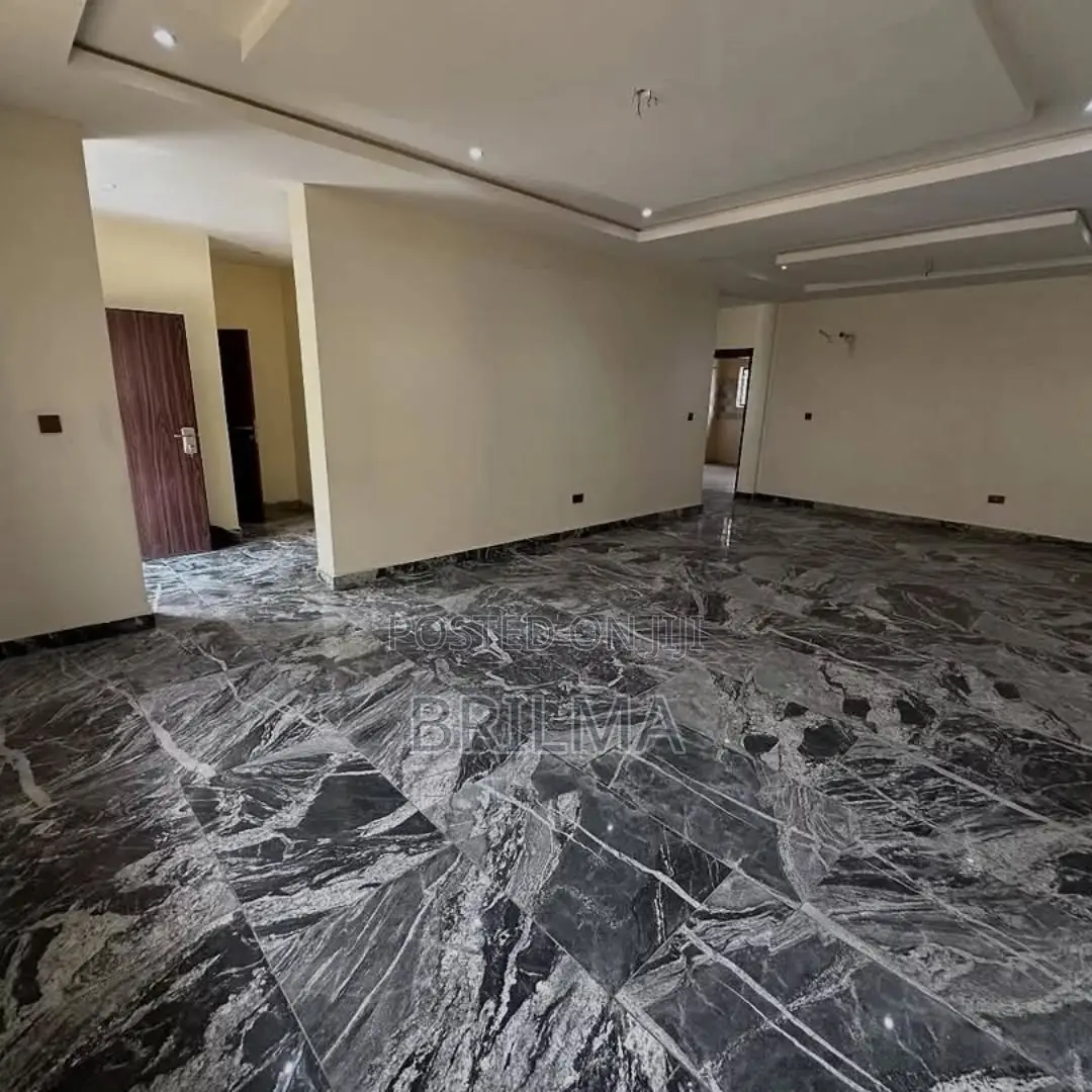 4bdrm Duplex in Jabi for sale