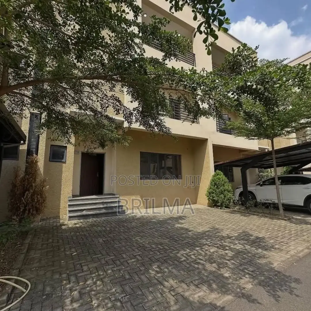 4bdrm Duplex in Jabi for sale