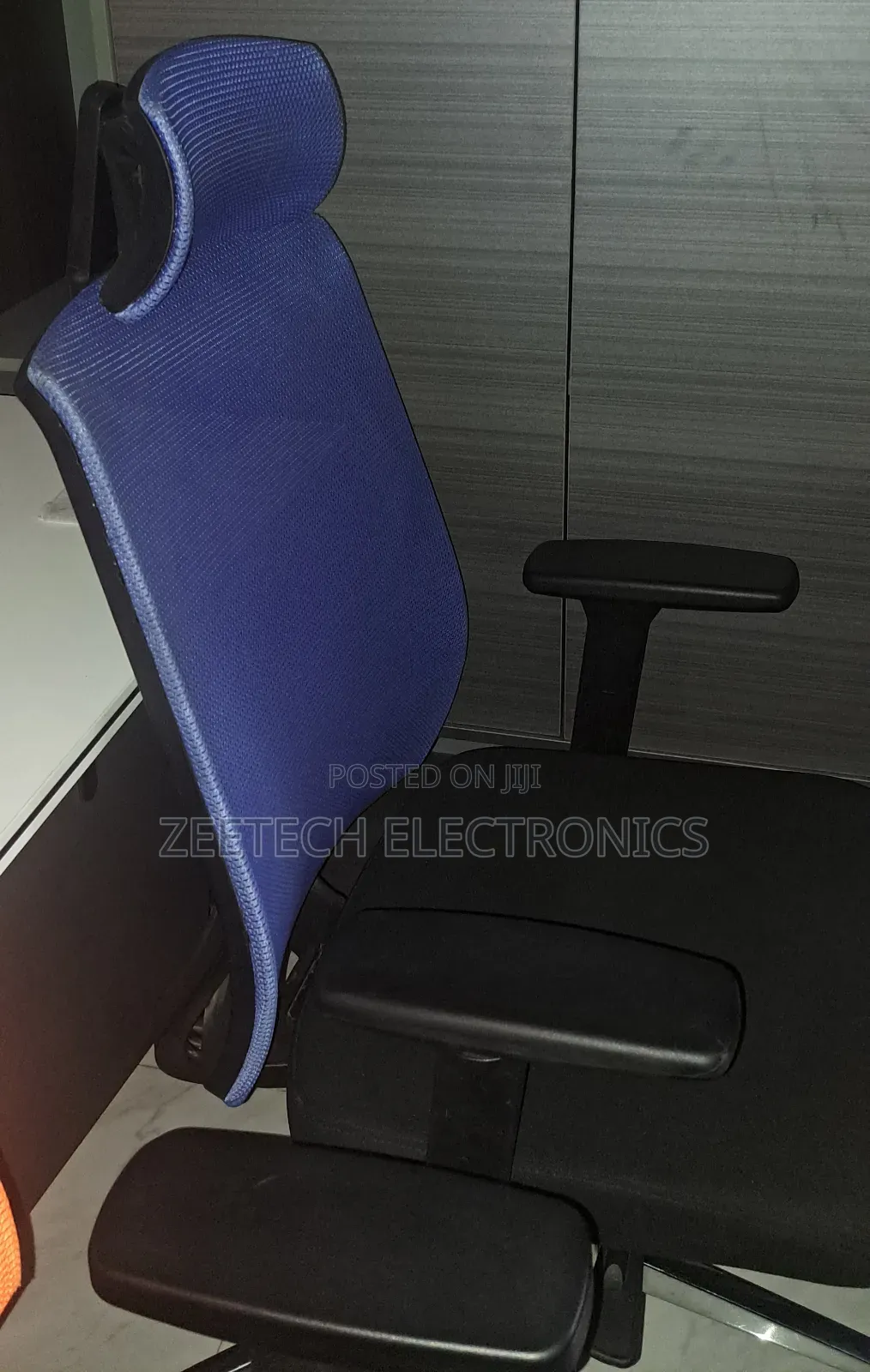 Ergonomic Executive Office Chair
