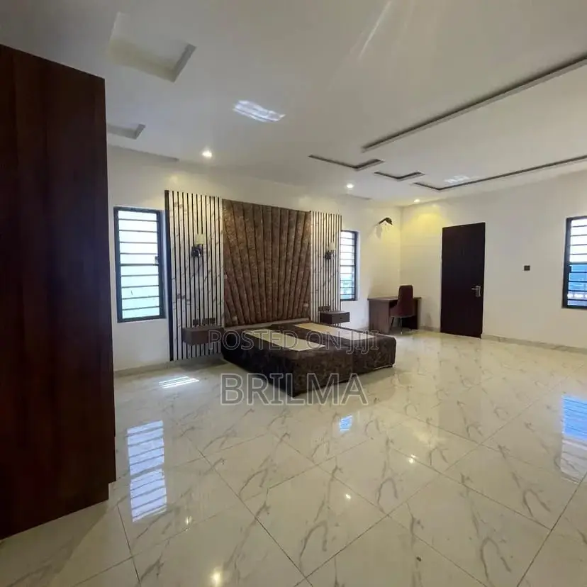 5bdrm Duplex in Apo Resettlement for sale