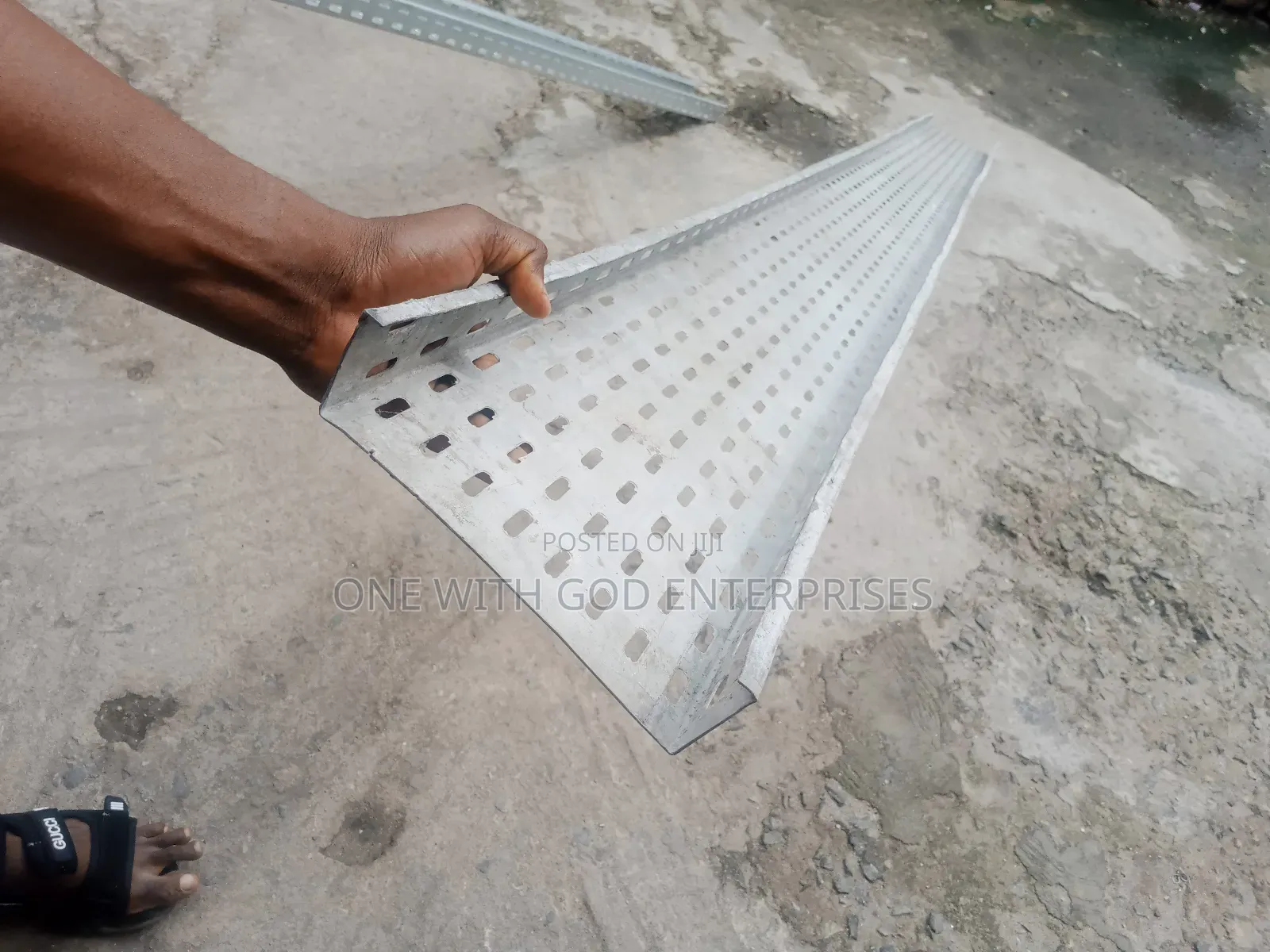 200mm*50mm Hot Deep Galvanized Cable Tray