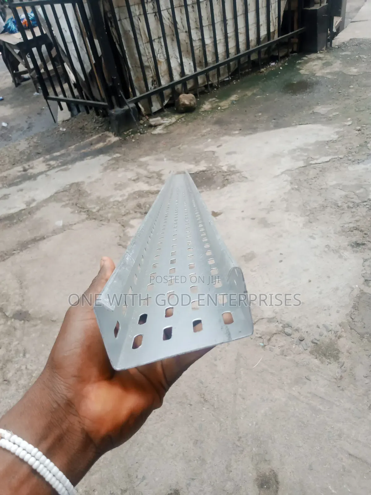 100mm*50mm Hot Deep Galvanized Cable Tray