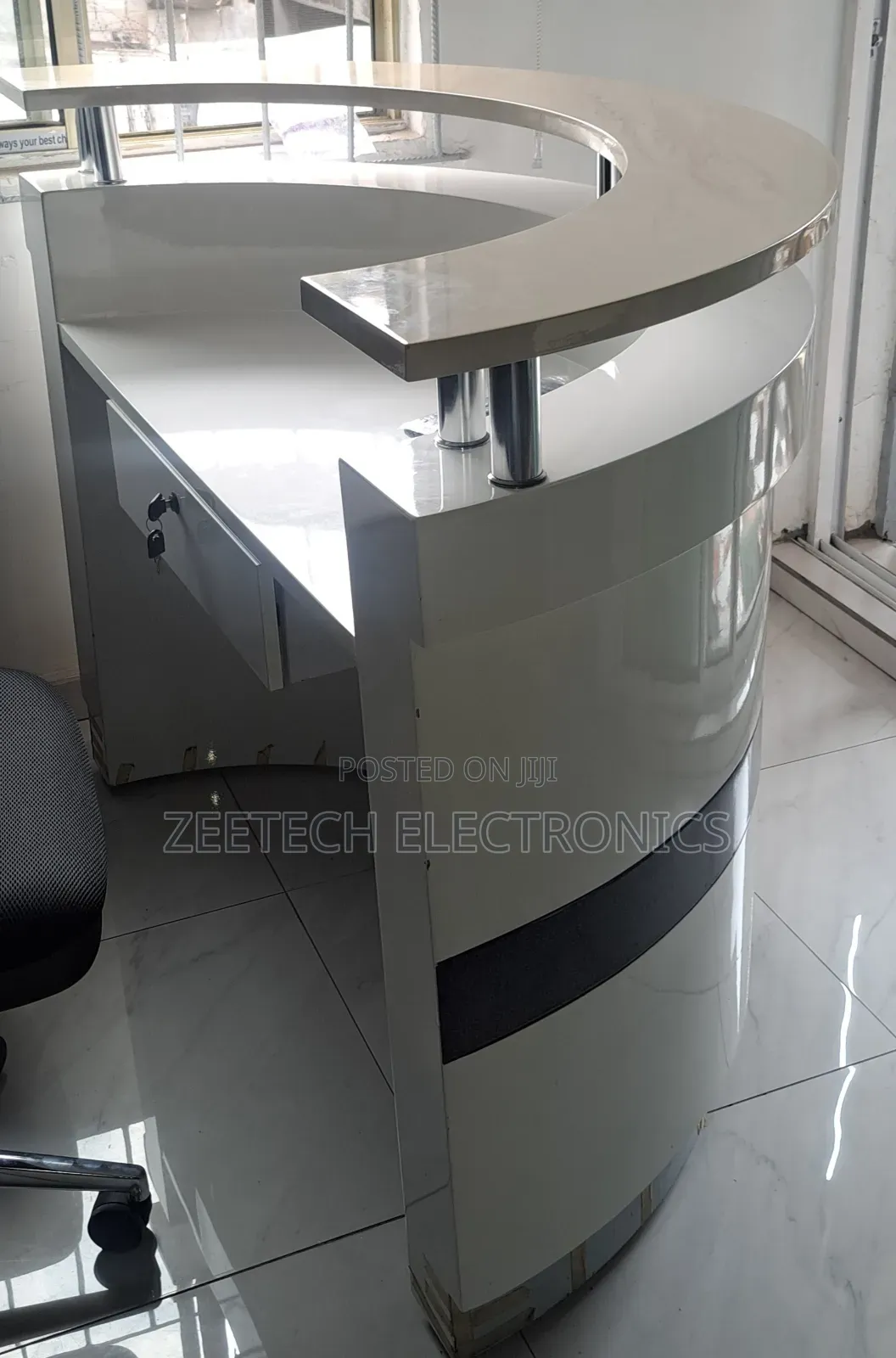 High-Gloss White and Black Reception Desk or Modern Home Bar Unit.