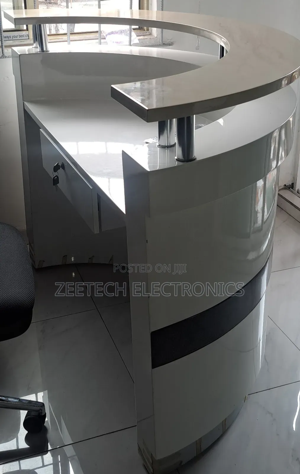High-Gloss White and Black Reception Desk or Modern Home Bar Unit.