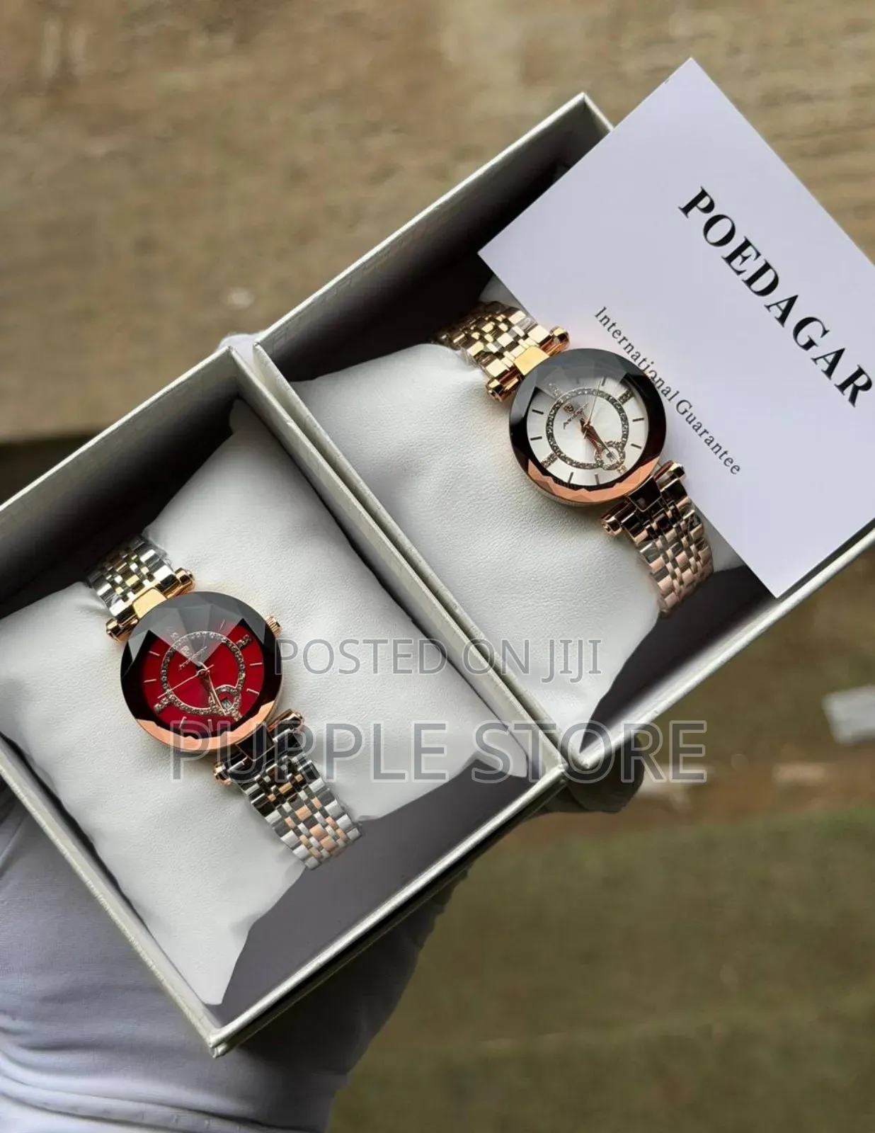 *Women_watch_poedagar.*