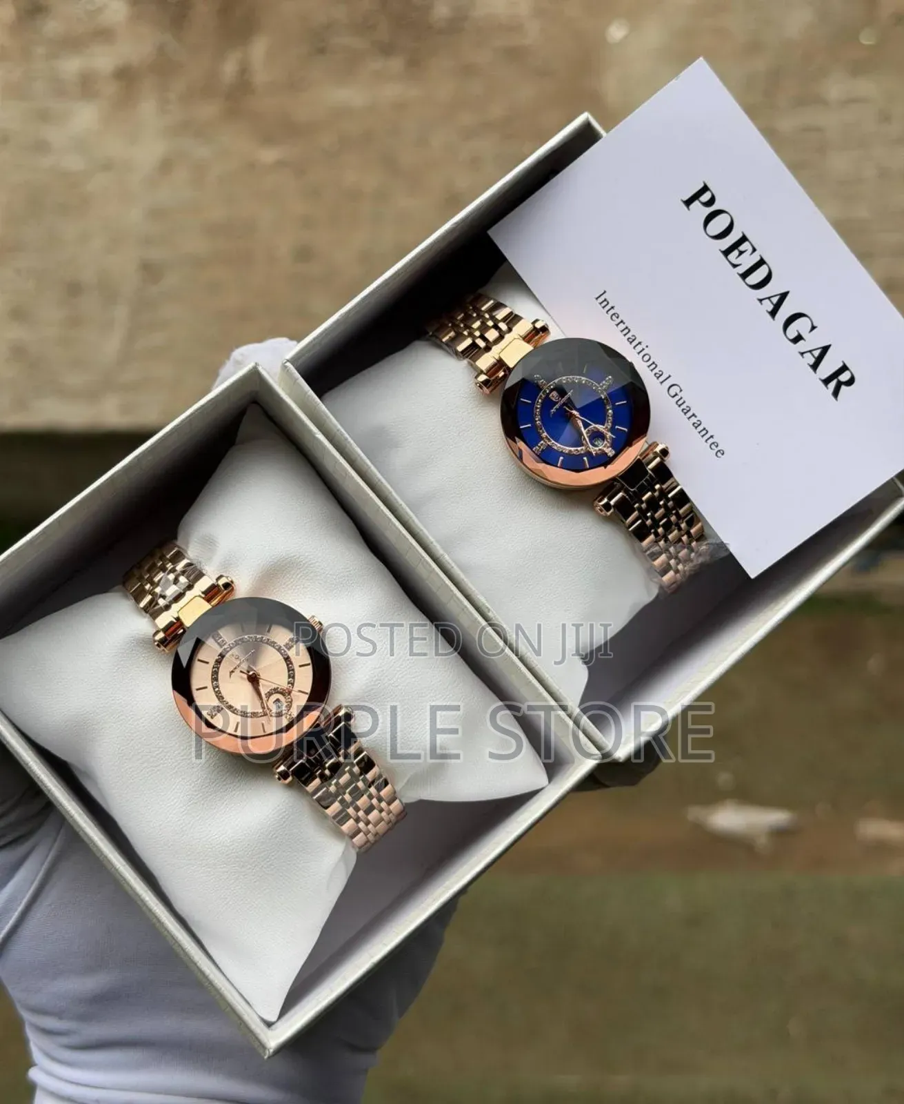*Women_watch_poedagar.*