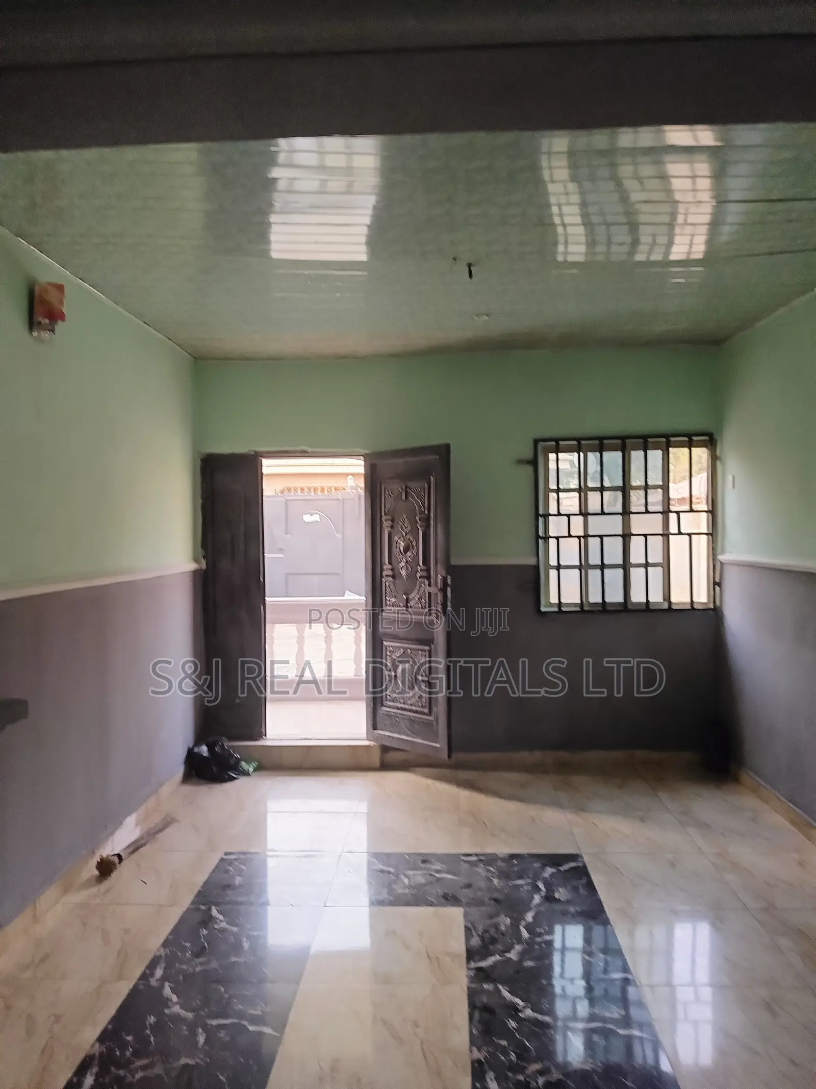 4bdrm Bungalow in Zuba for sale