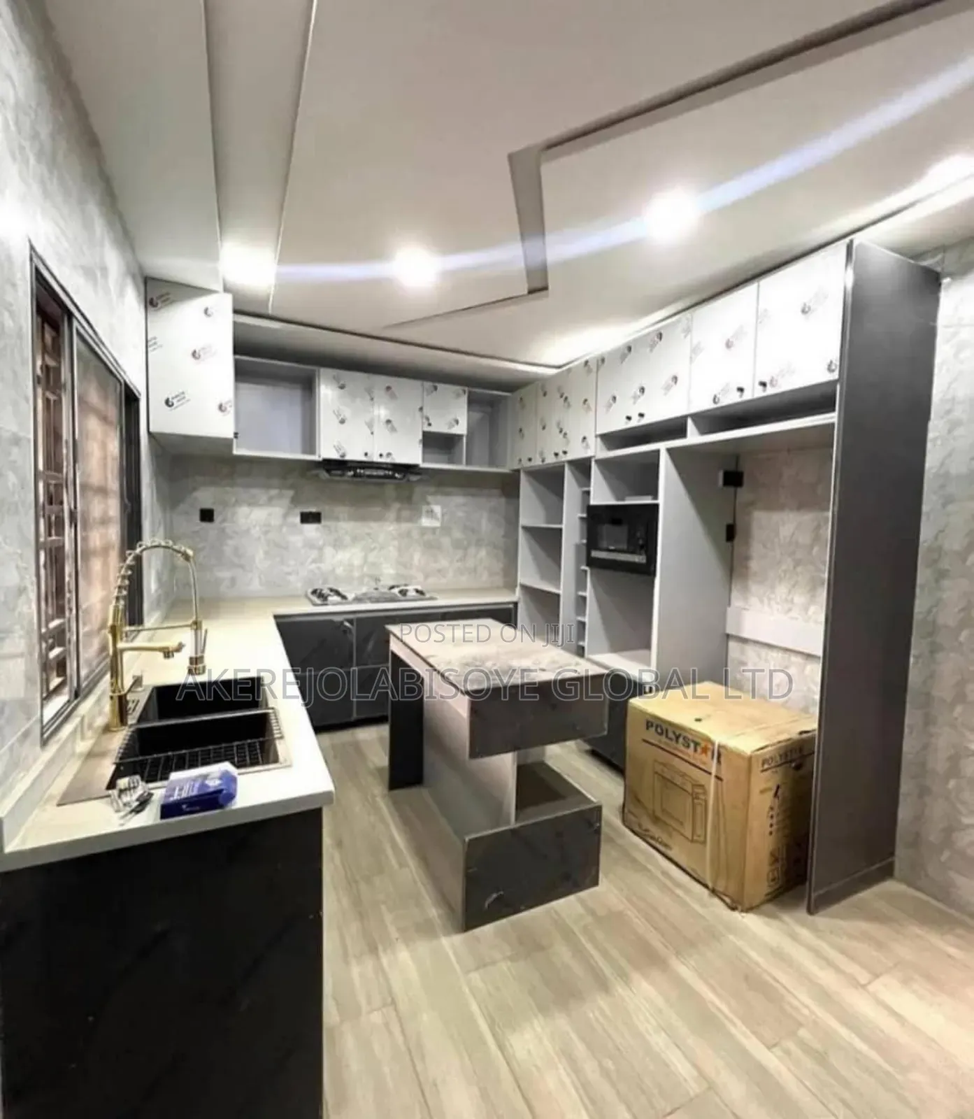 4bdrm Townhouse/Terrace in Wuye, Abuja for sale