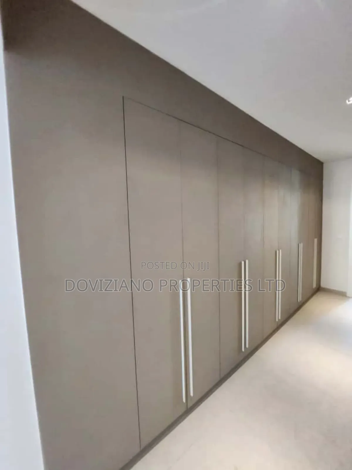 5bdrm Maisonette in Banana Island for rent