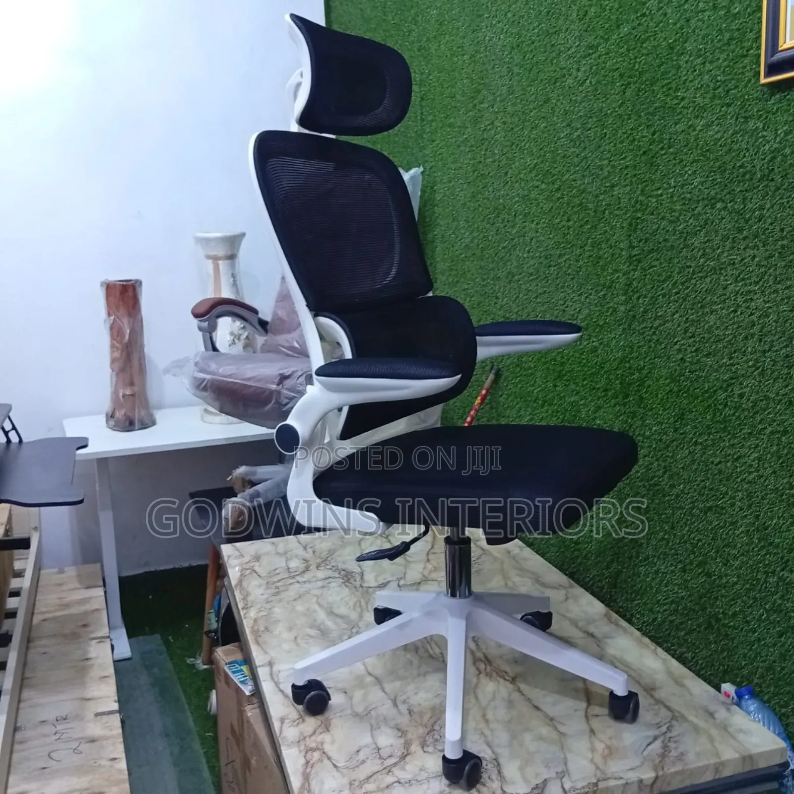 Ergonomic Mesh Office Chair (Executive Model)