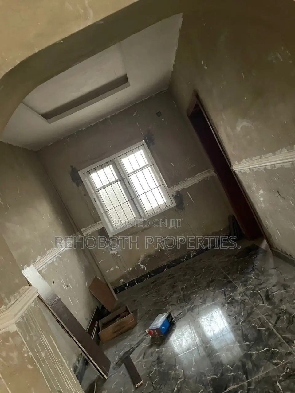 2bdrm Bungalow in Elebu, Akala Express for rent