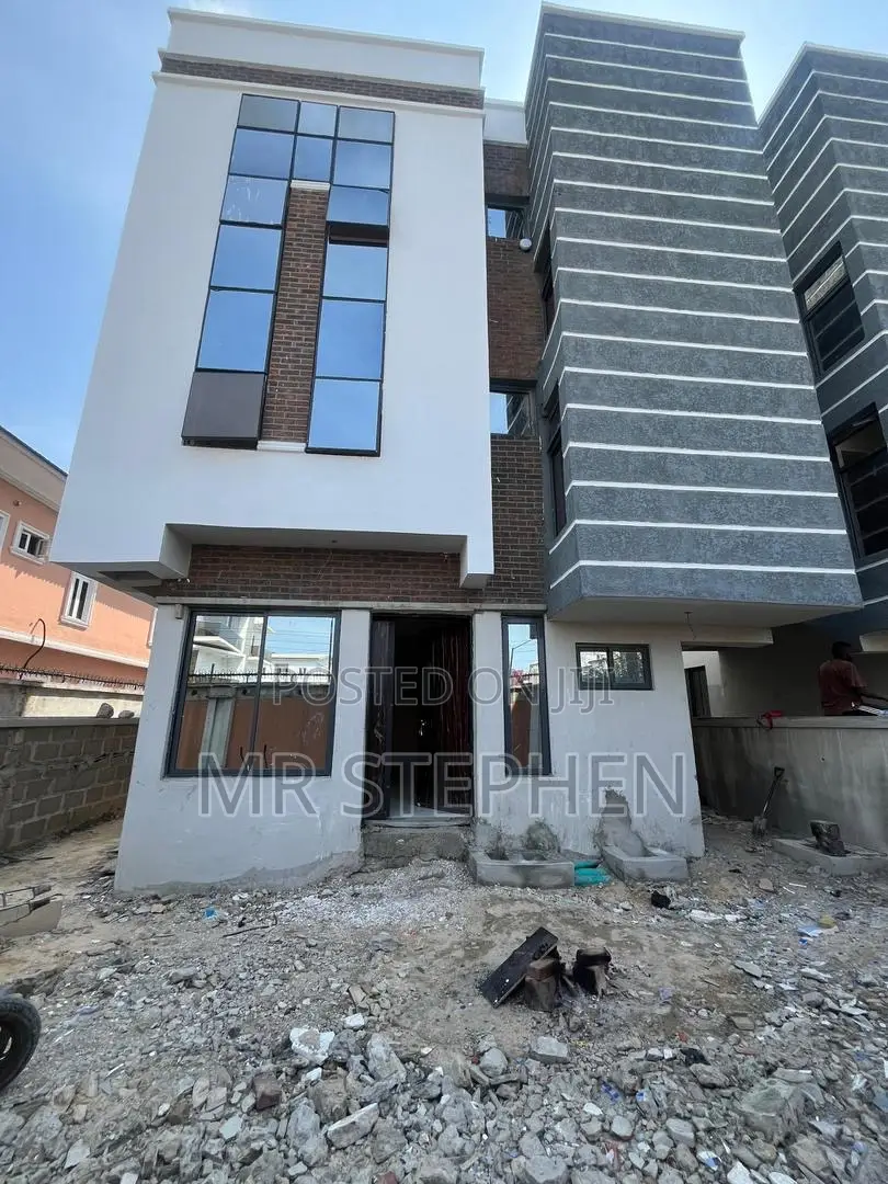 4 Bedroom Fully Detached Smart Home Lekki Phase 1