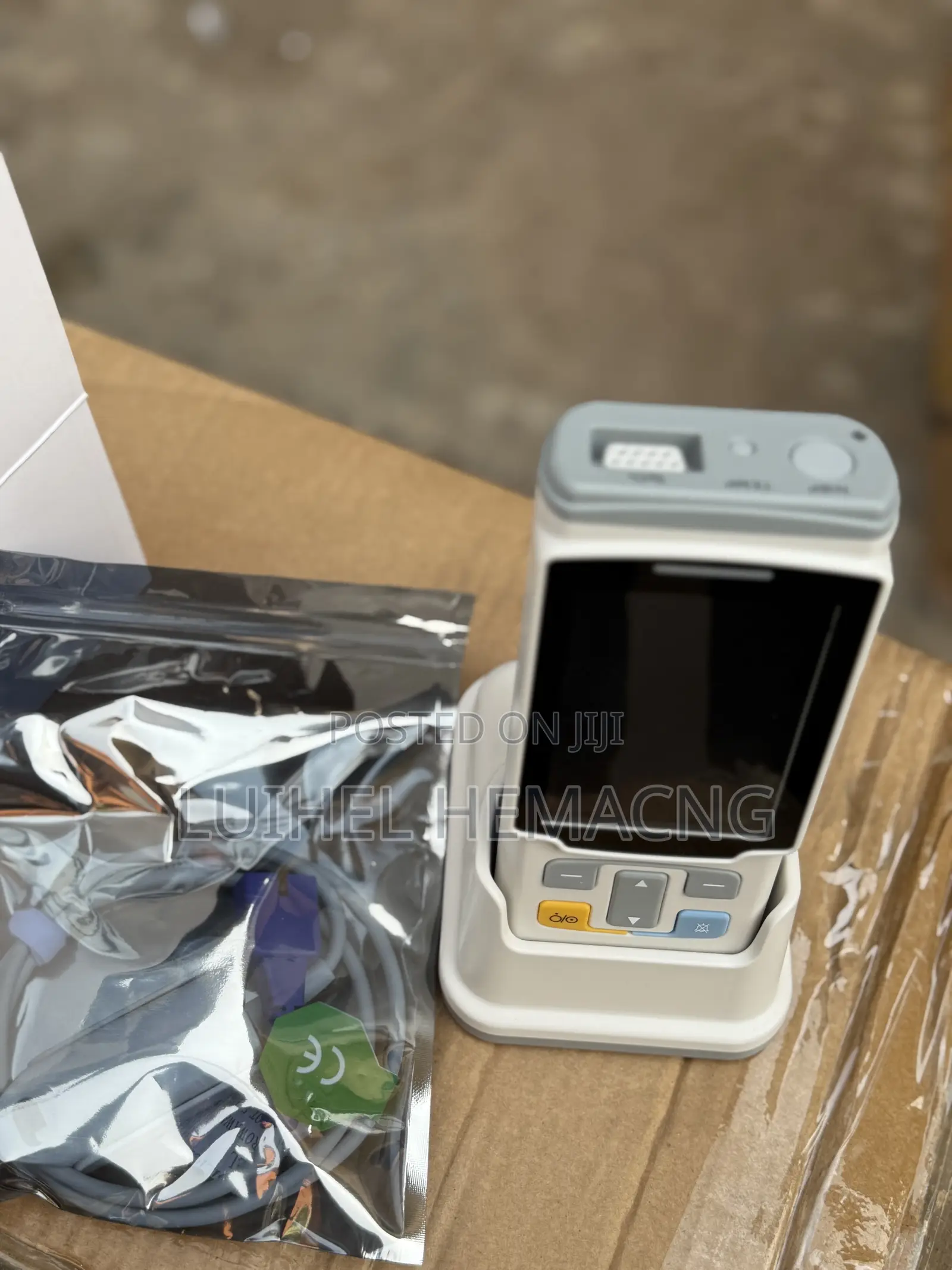 Handheld Pulse Oximeter Rechargeable
