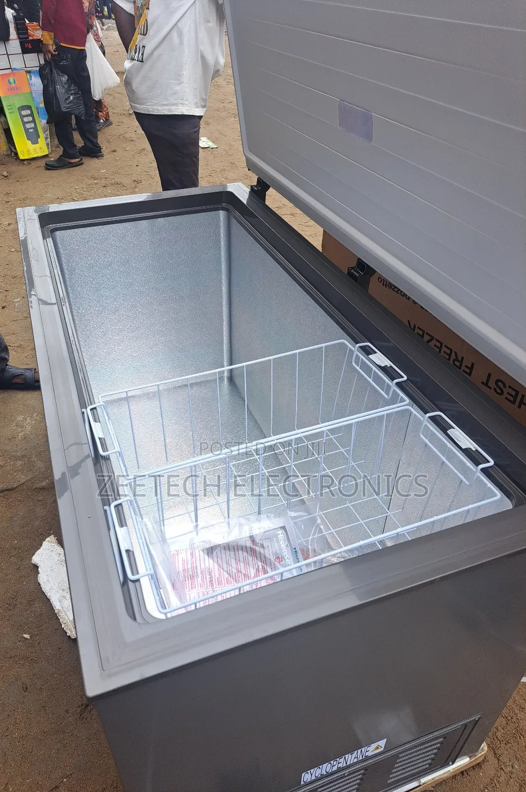 Hissens 500l Chest Freezer