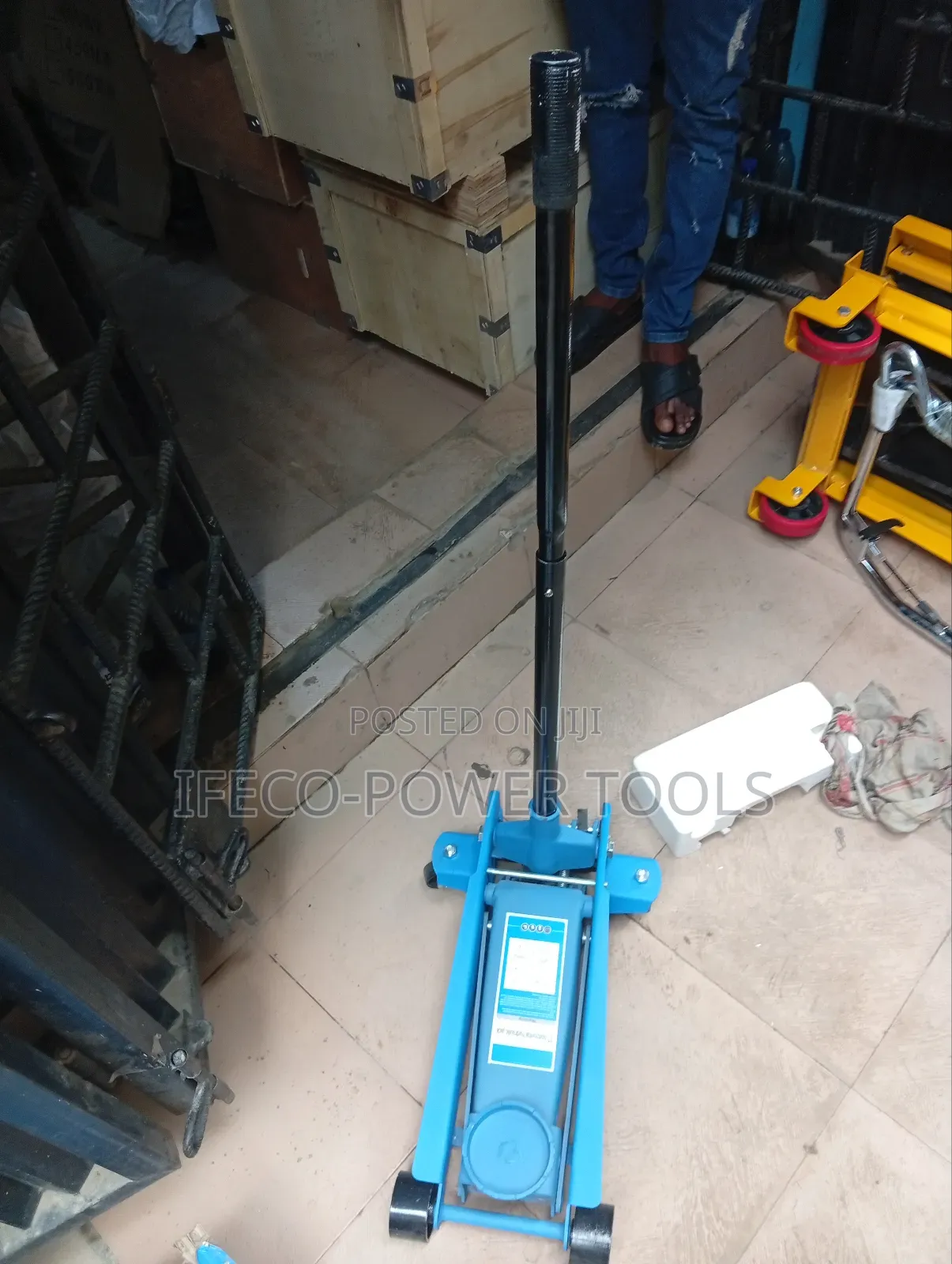 3-Ton Horizontal Hydraulic Jack (Also Known as a Floor or Trolley Jack