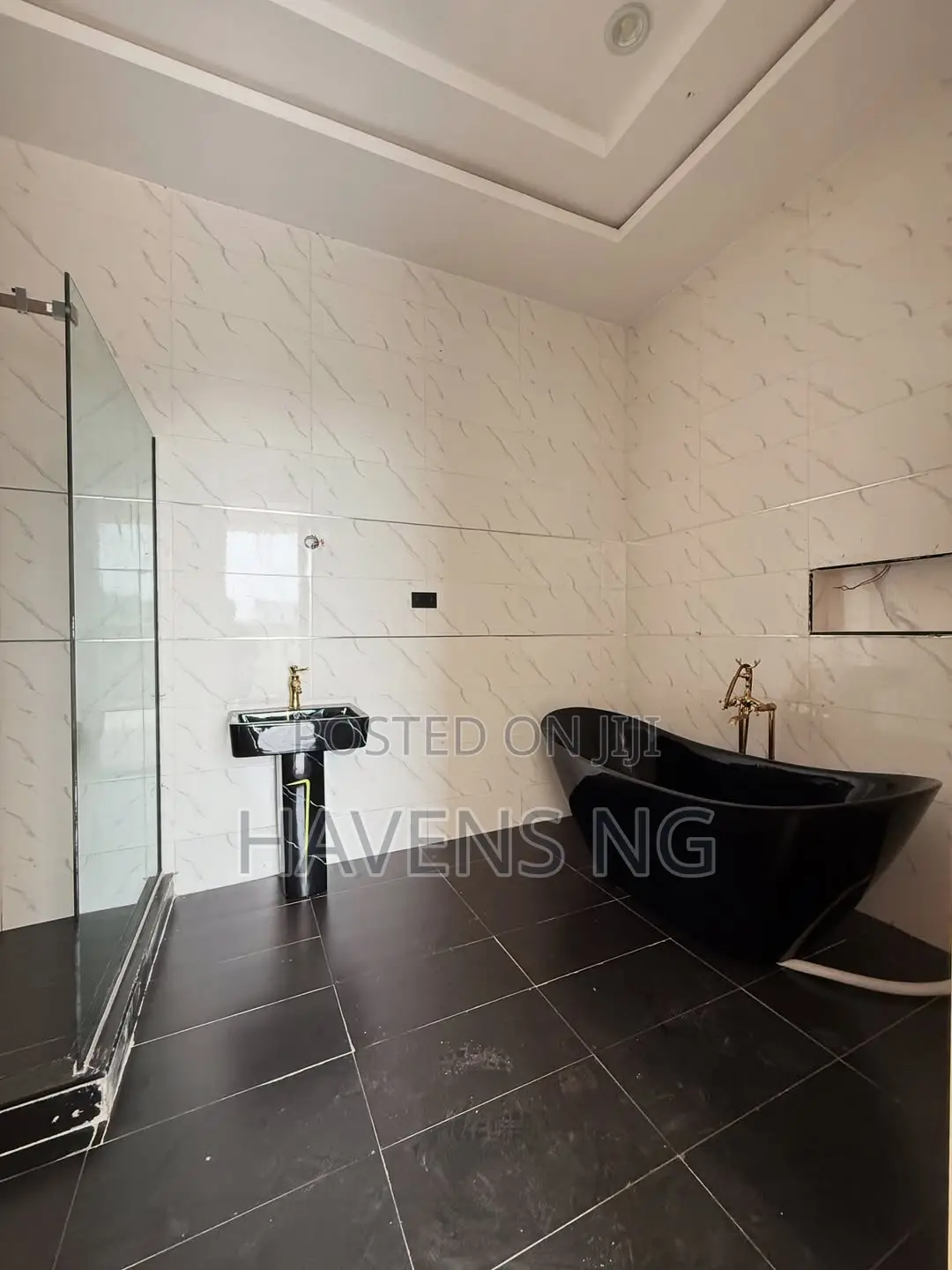 4bdrm Duplex in Sangotedo for sale