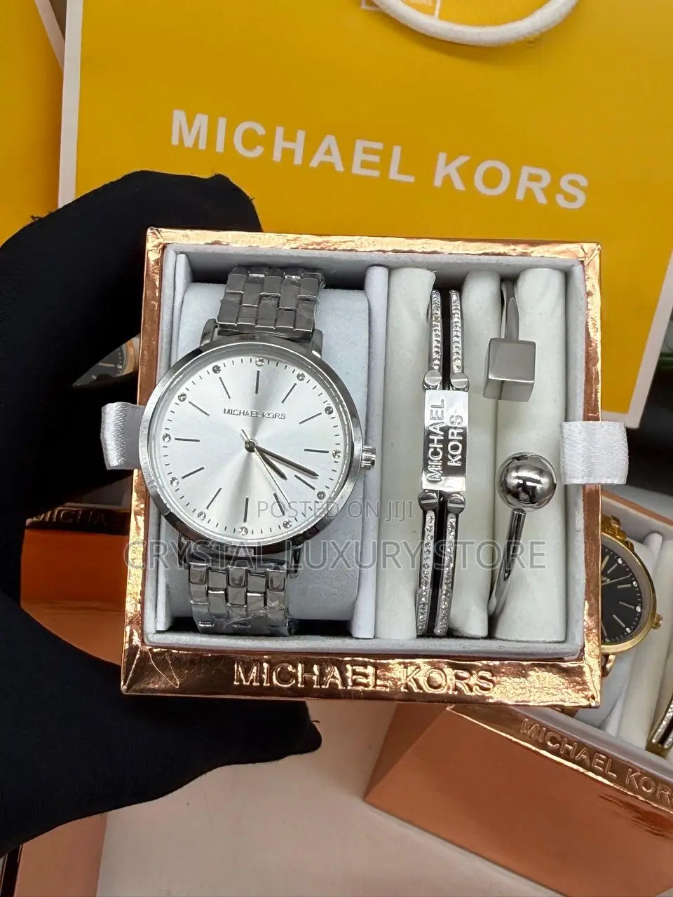 Michael Kors Quality Luxury Ladies Chain Strap Wristwatch