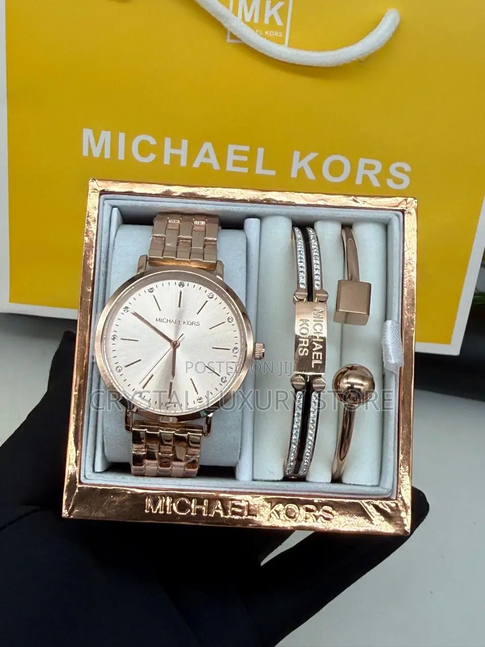 Michael Kors Quality Luxury Ladies Chain Strap Wristwatch