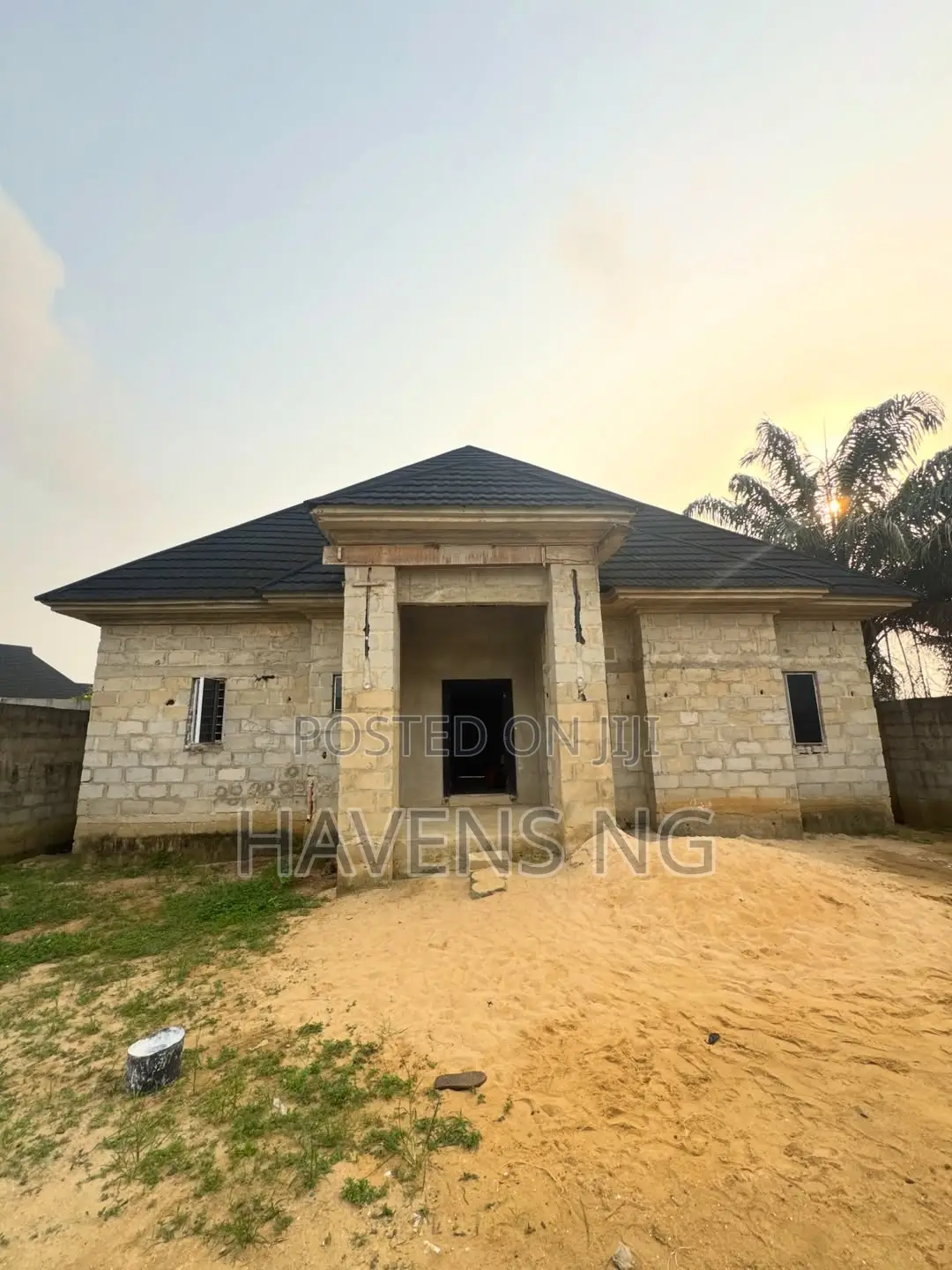 4bdrm Bungalow in Obio-Akpor for sale