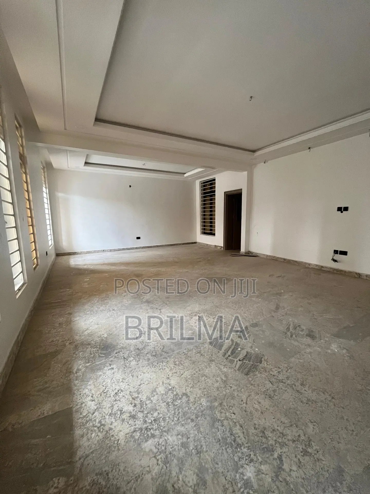 3bdrm Apartment in Gwarinpa for sale