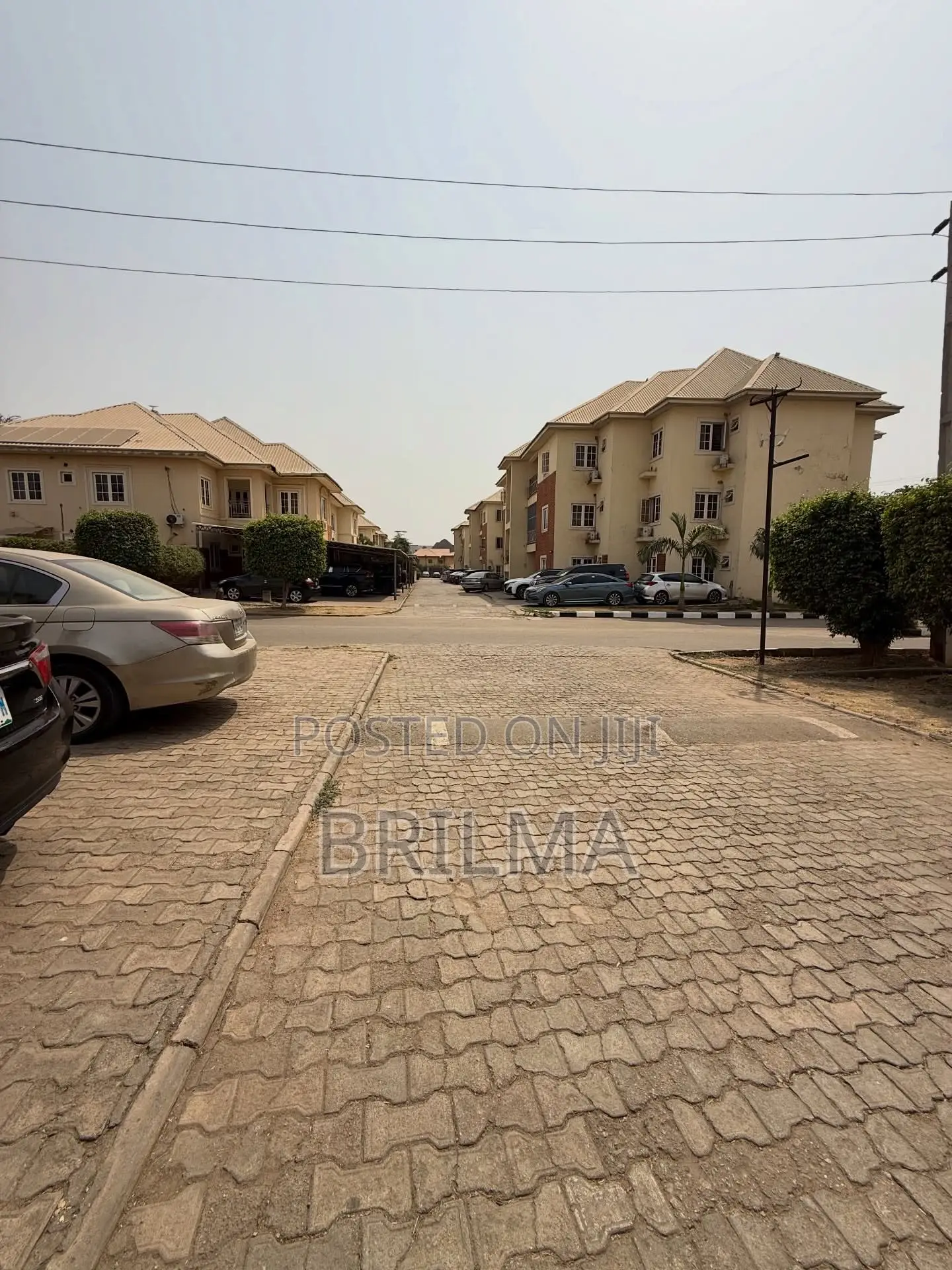 3bedrooms Flat With Bq