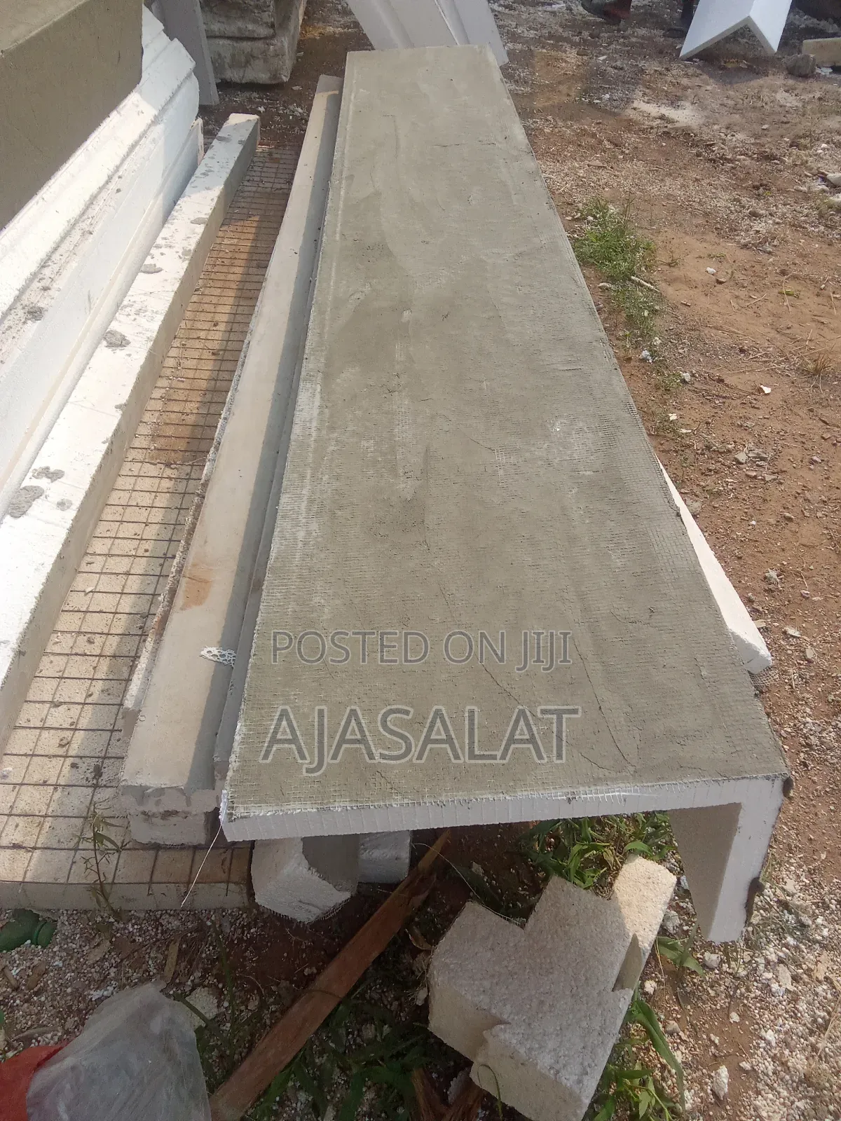 Pop Polystyrene Board and Parapet