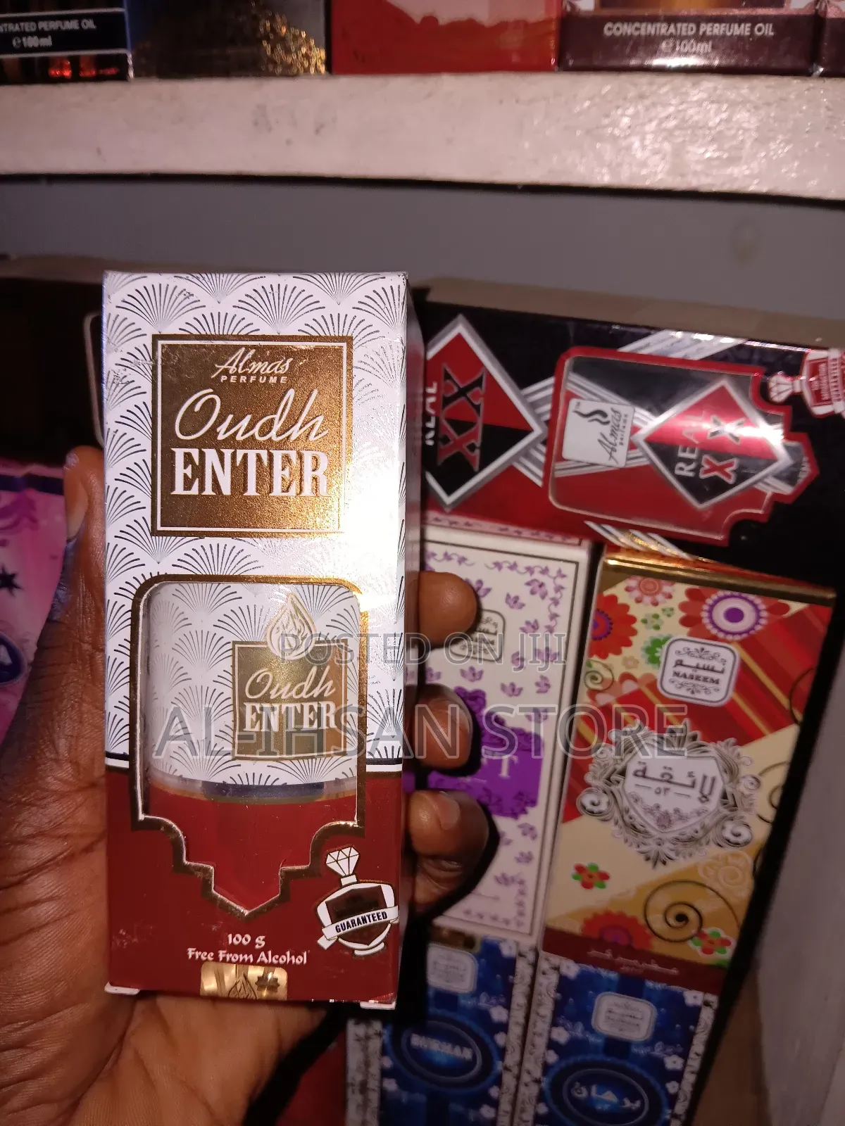 Oudh Enter by Almas – Concentrated Oil Perfume