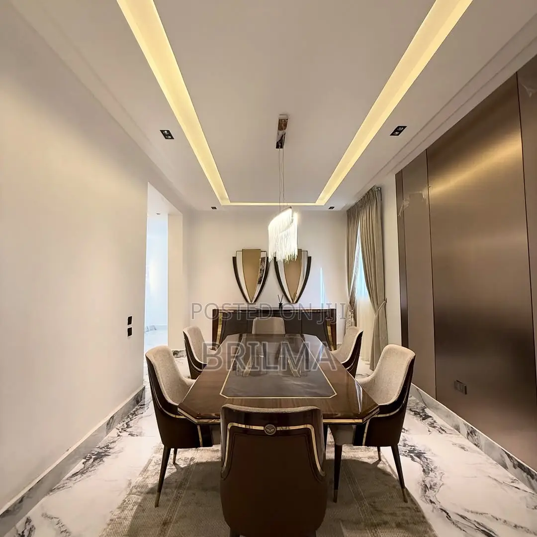 7bdrm Duplex in Kado for sale