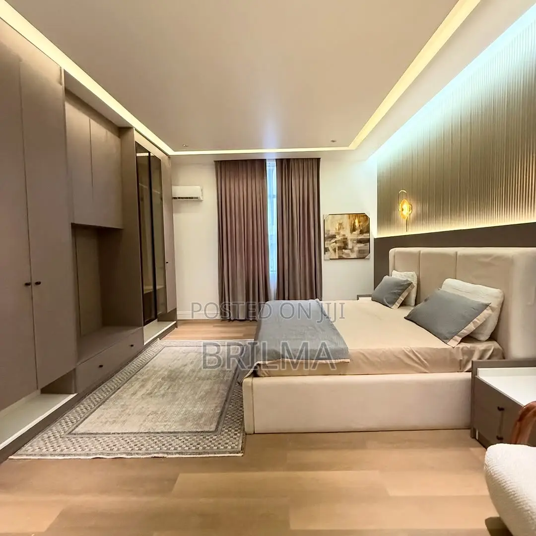 7bdrm Duplex in Kado for sale