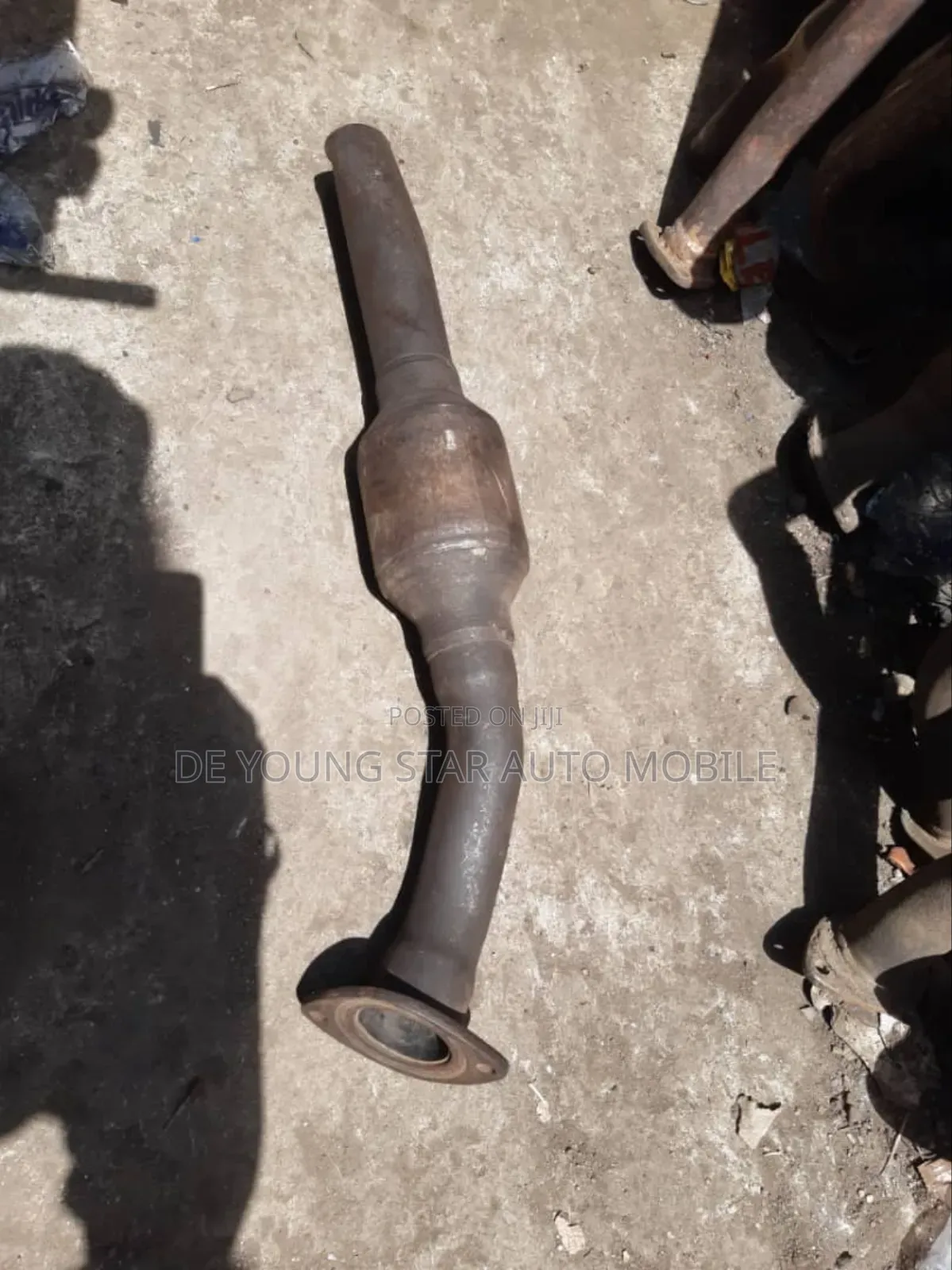 Center Catalyst for for Toyota Rav4 4plug 2008 Model