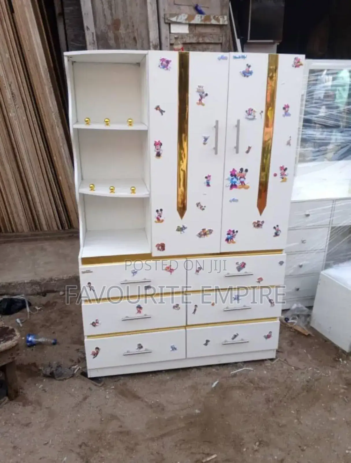 4by6 Baby Wardrobe