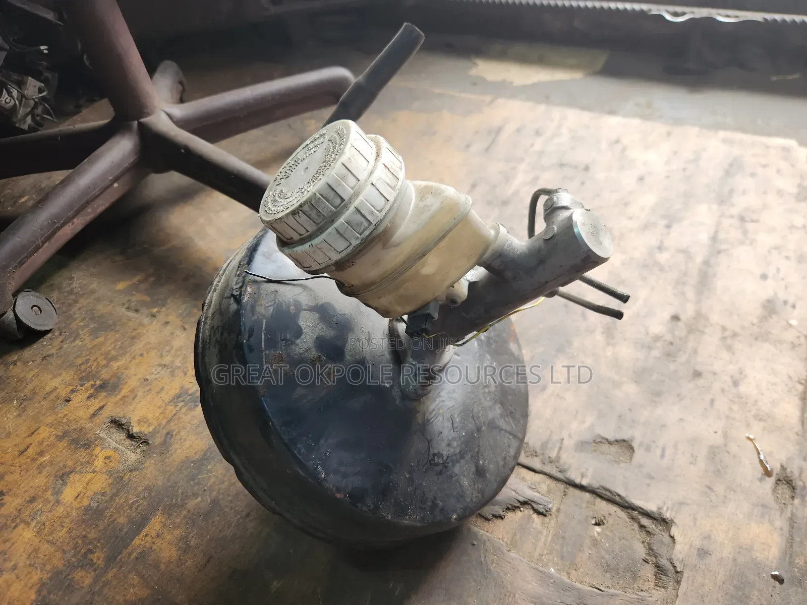 Mitsubishi L200 Master Cylinder And Booster