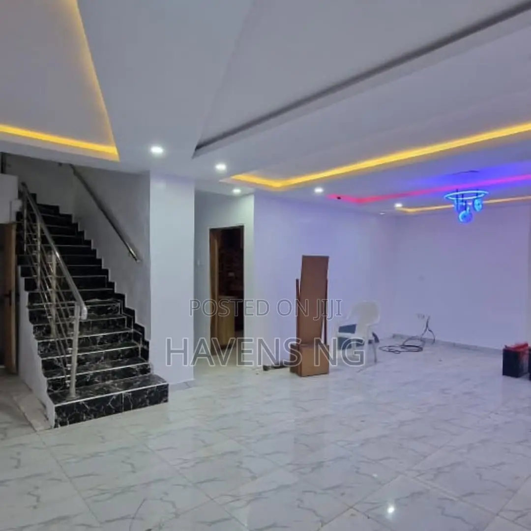 4bdrm Duplex in Emmanuel Estate, Jericho for sale