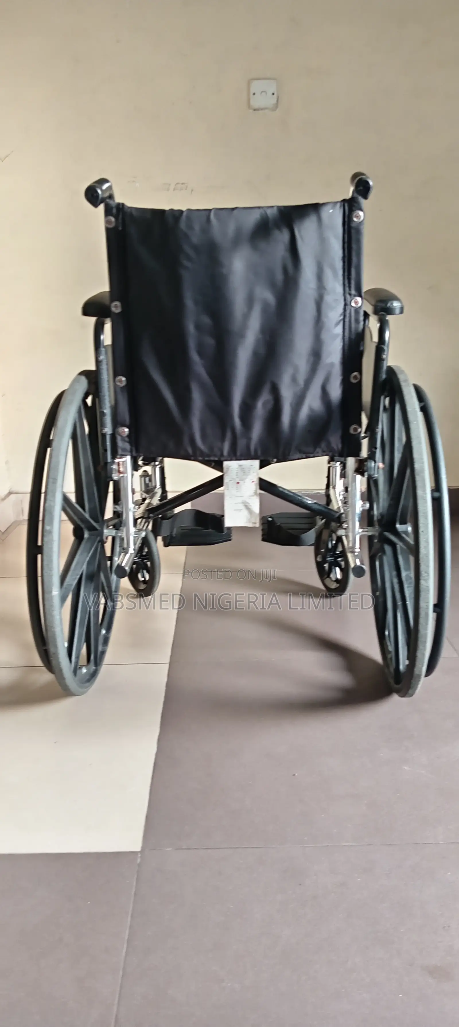 Invacare Tracer Sx5 Wheelchair -Chrome/ Black