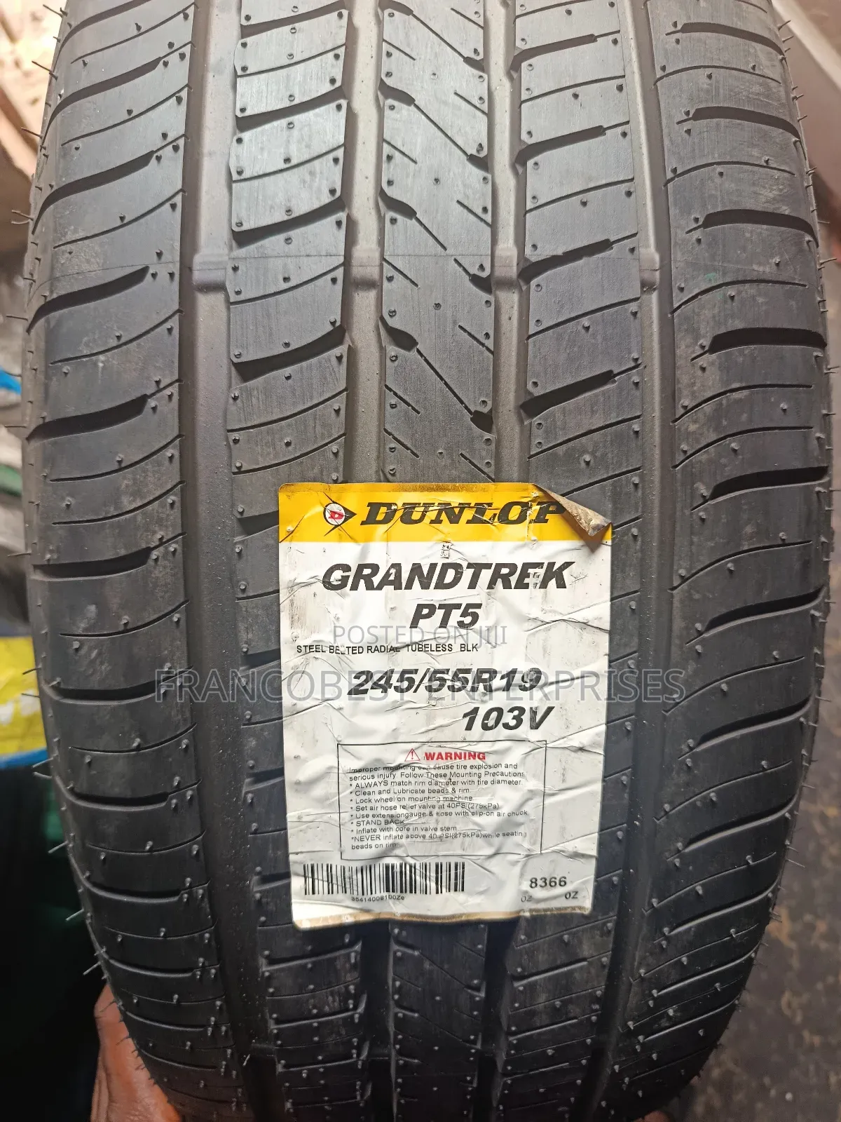 245/55r19 Dunlop Tyre
