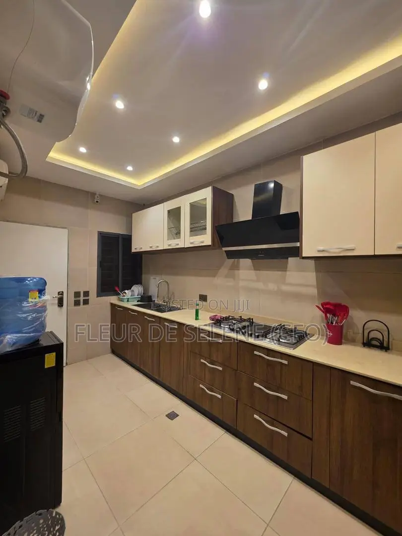 Service Apartment