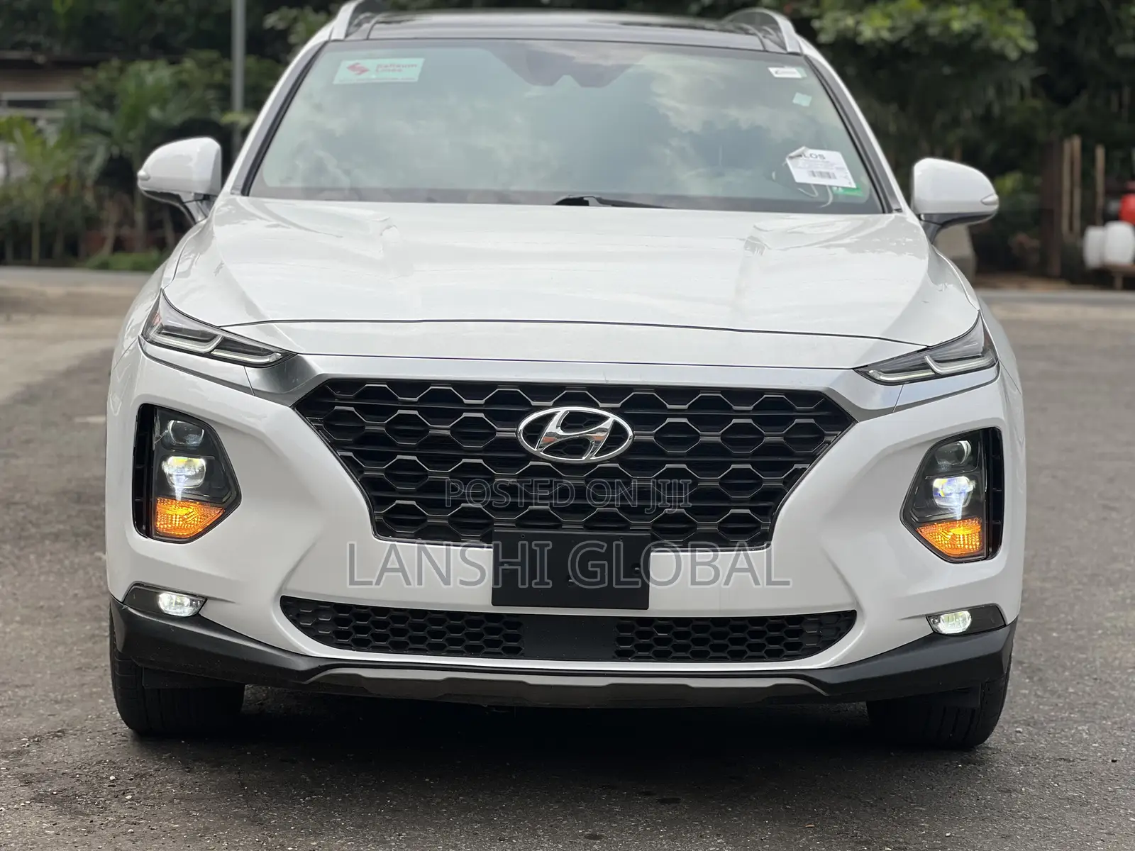 Hyundai Santa Fe Limited 2.4 AWD 2019 White