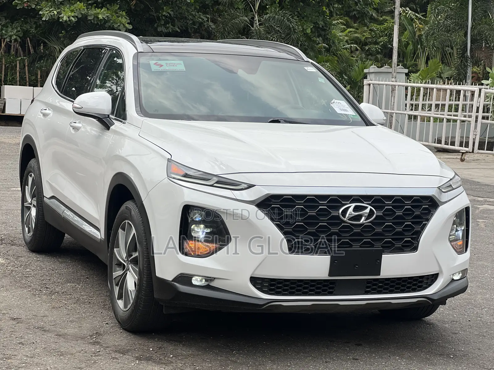 Hyundai Santa Fe Limited 2.4 AWD 2019 White