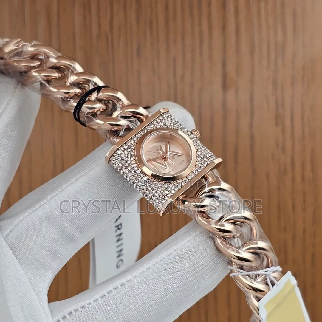 Michael Kors Quality Luxury Ladies Chain Strap Wristwatch