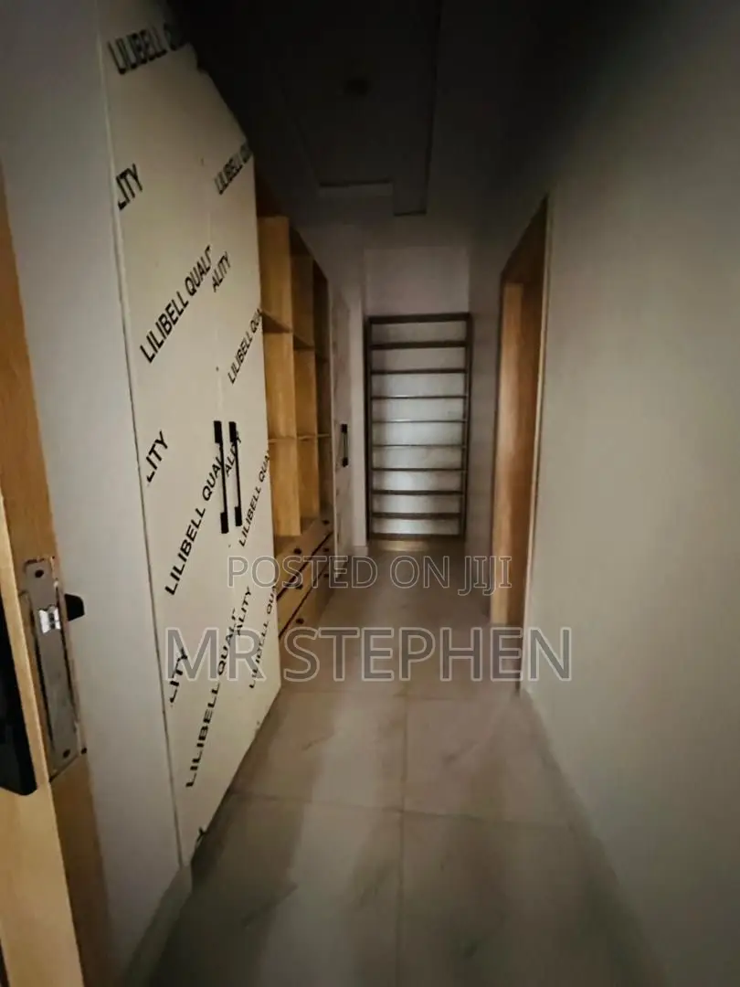 Elegantly Designed 5 Bedroom Detached Duplex With Bq in Ikeja
