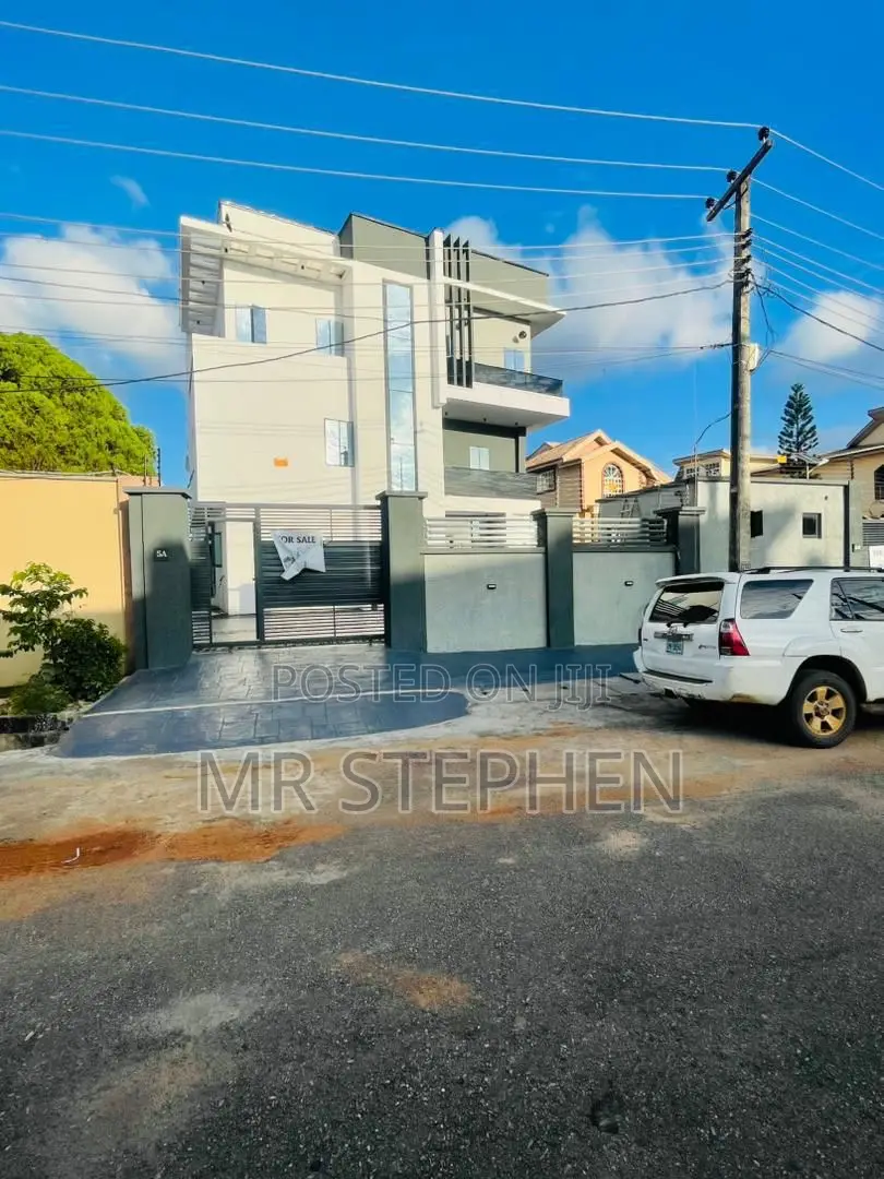Magnificently Built 4 Bedroom Detached Duplex in Magodo Gra Phase 1