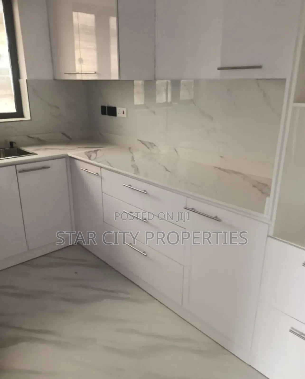 4bdrm Duplex in Ikeja for rent