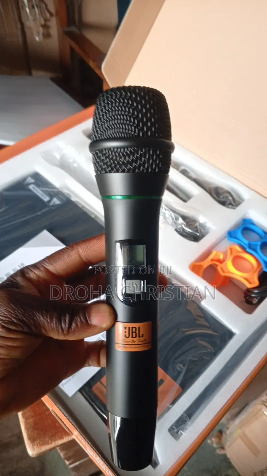 JBL 4i in 1 Wireless Microphone