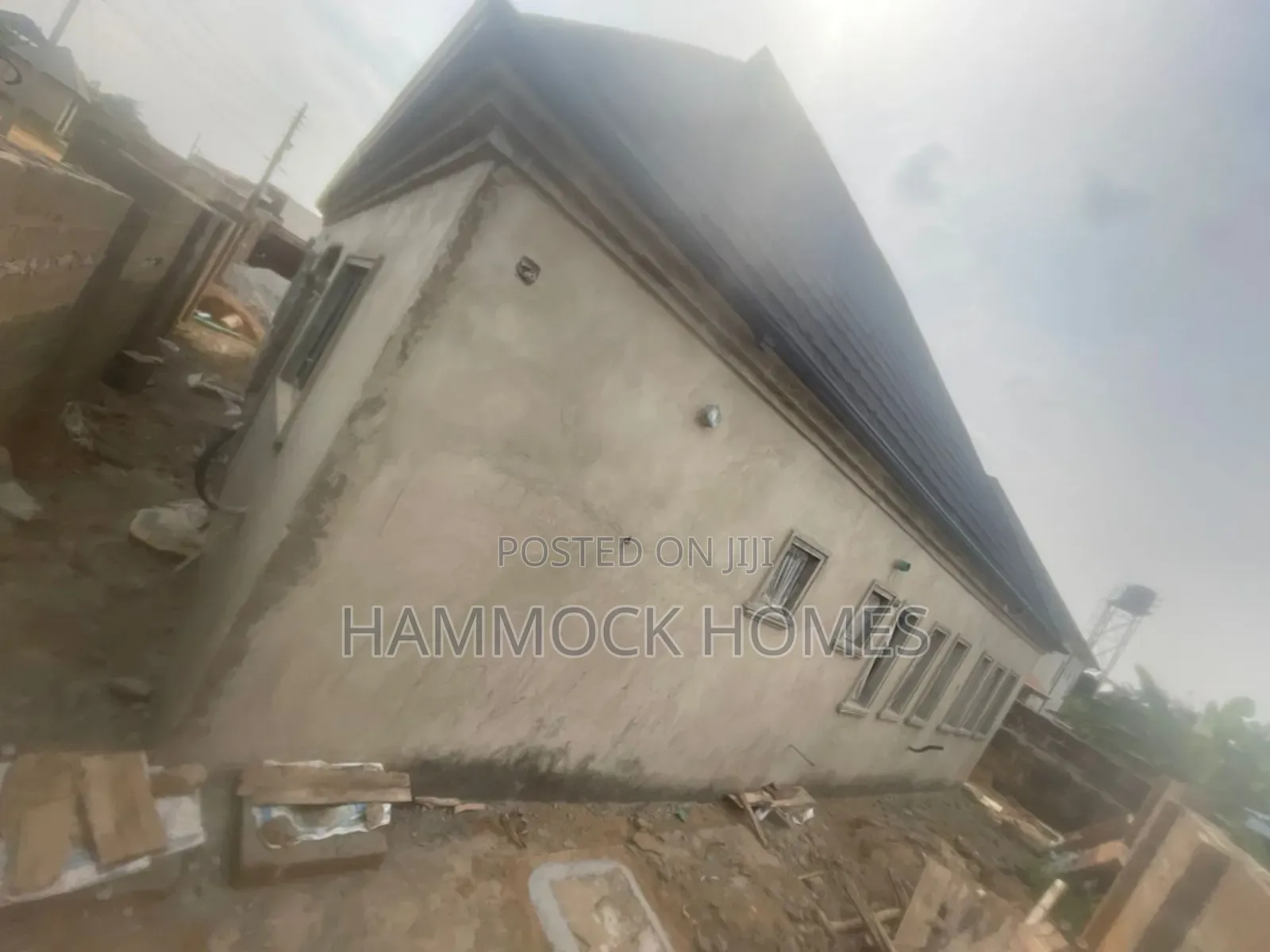 4bdrm Bungalow in Isokan Estate, Akobo for sale