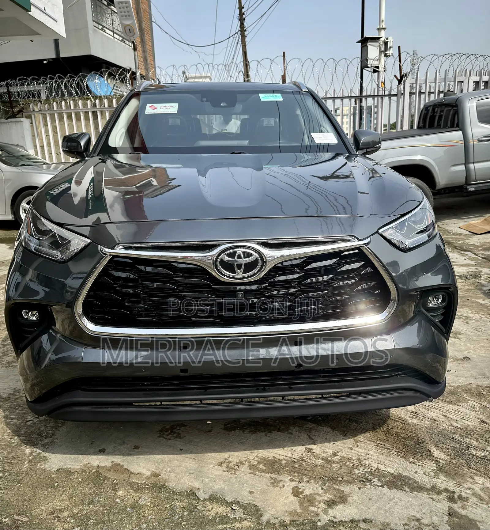 Toyota Highlander Limited 2021 Gray