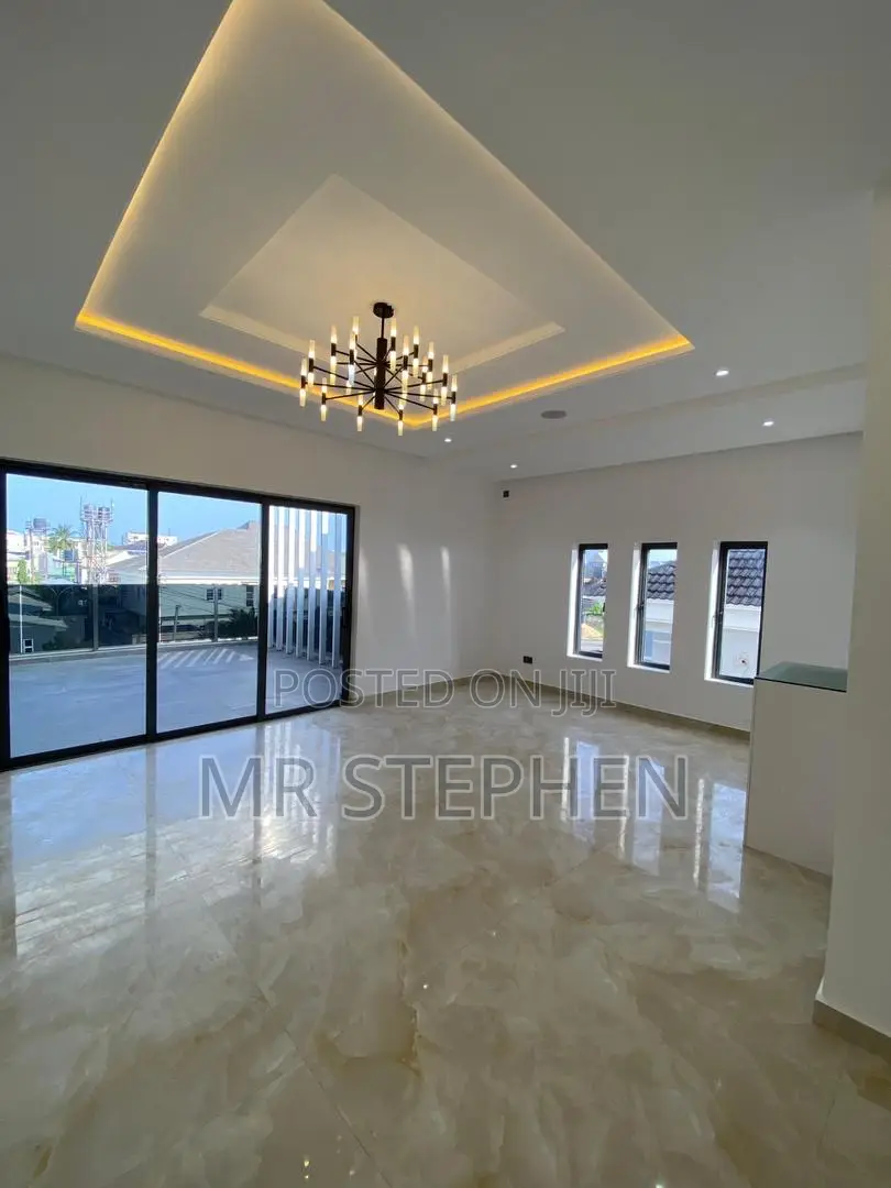 5-Bedroom Fully Detached Duplex With Pool Cinema • Lekki Phase 1