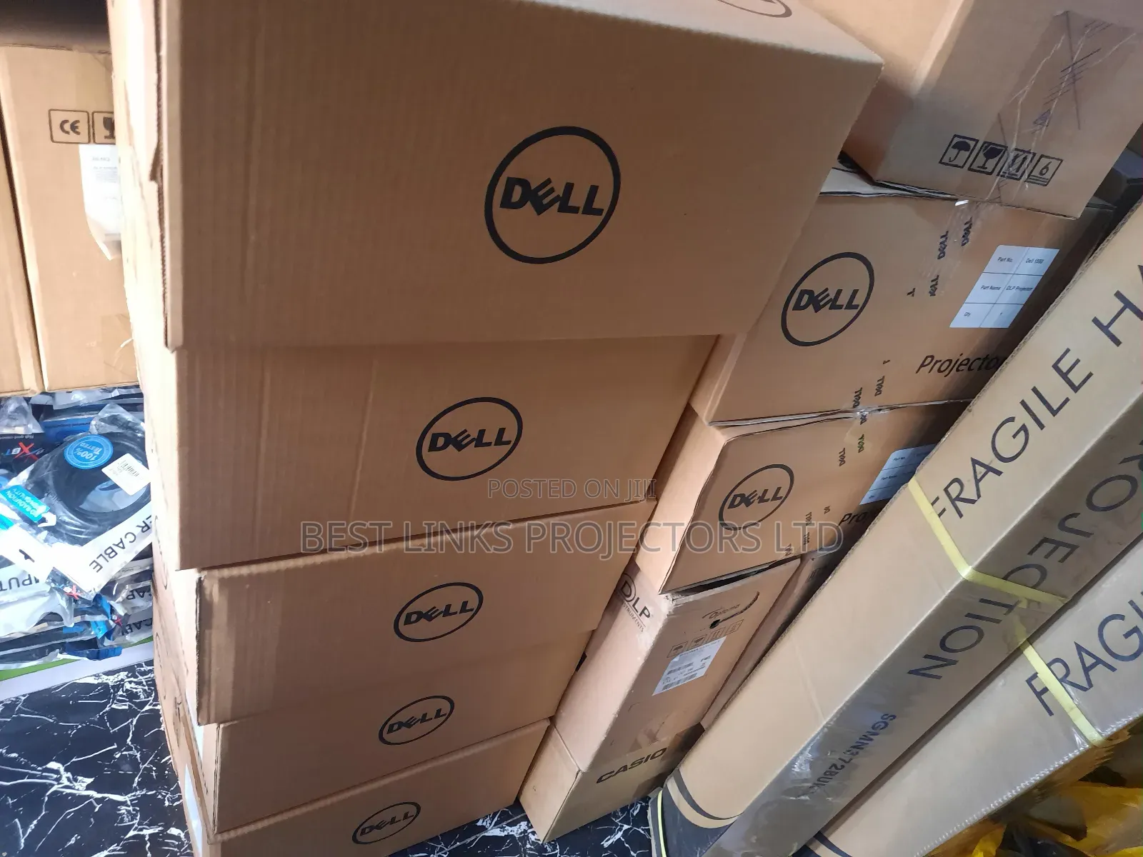 Dell 1650 4000 Lumens DLP Projector