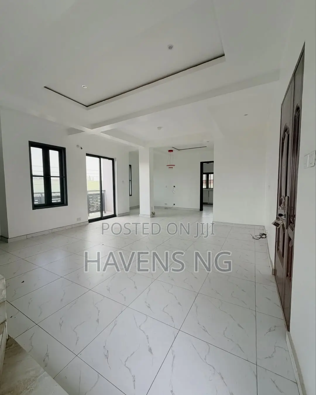 4bdrm Duplex in Kosofe / Kosofe for sale