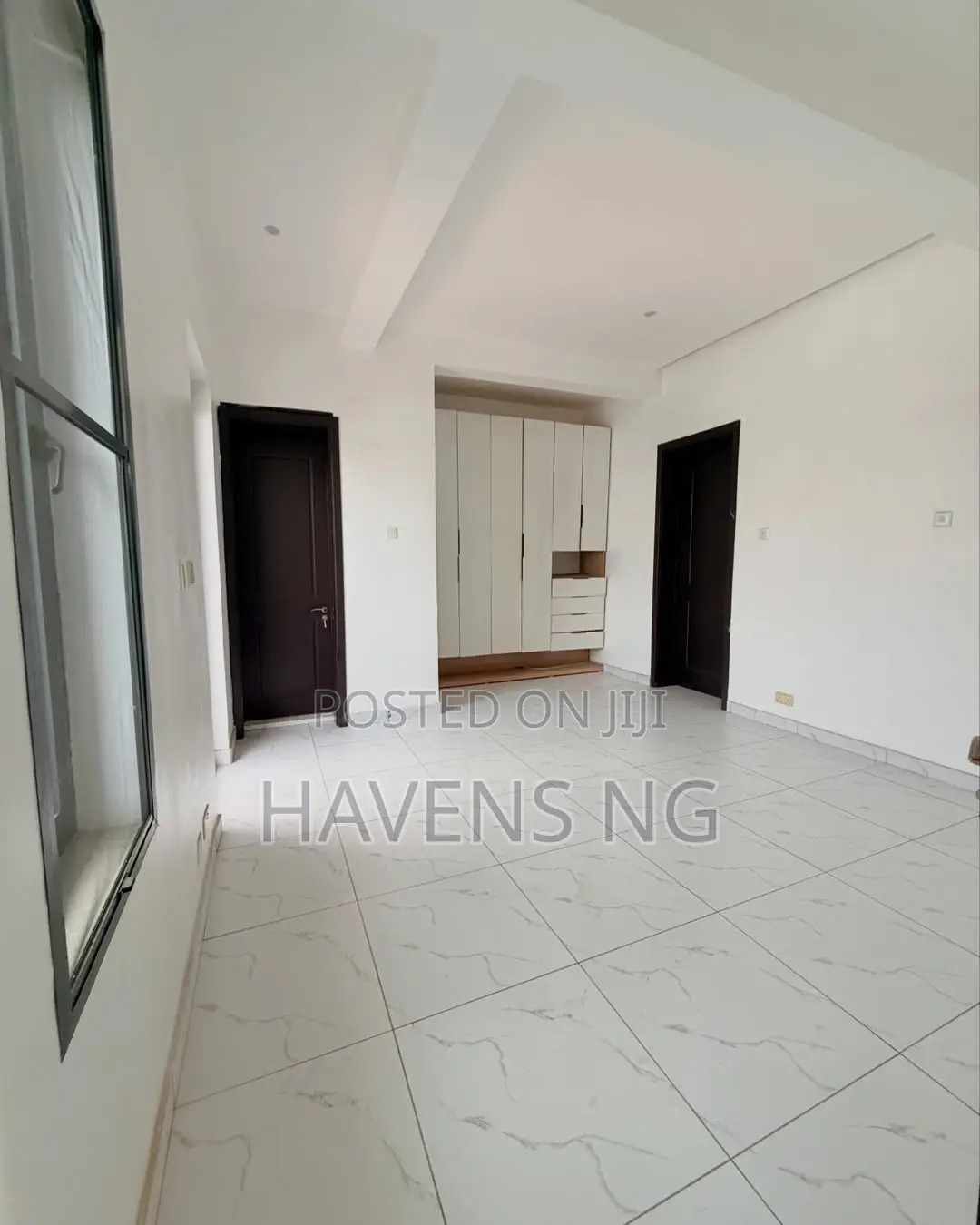 4bdrm Duplex in Kosofe / Kosofe for sale
