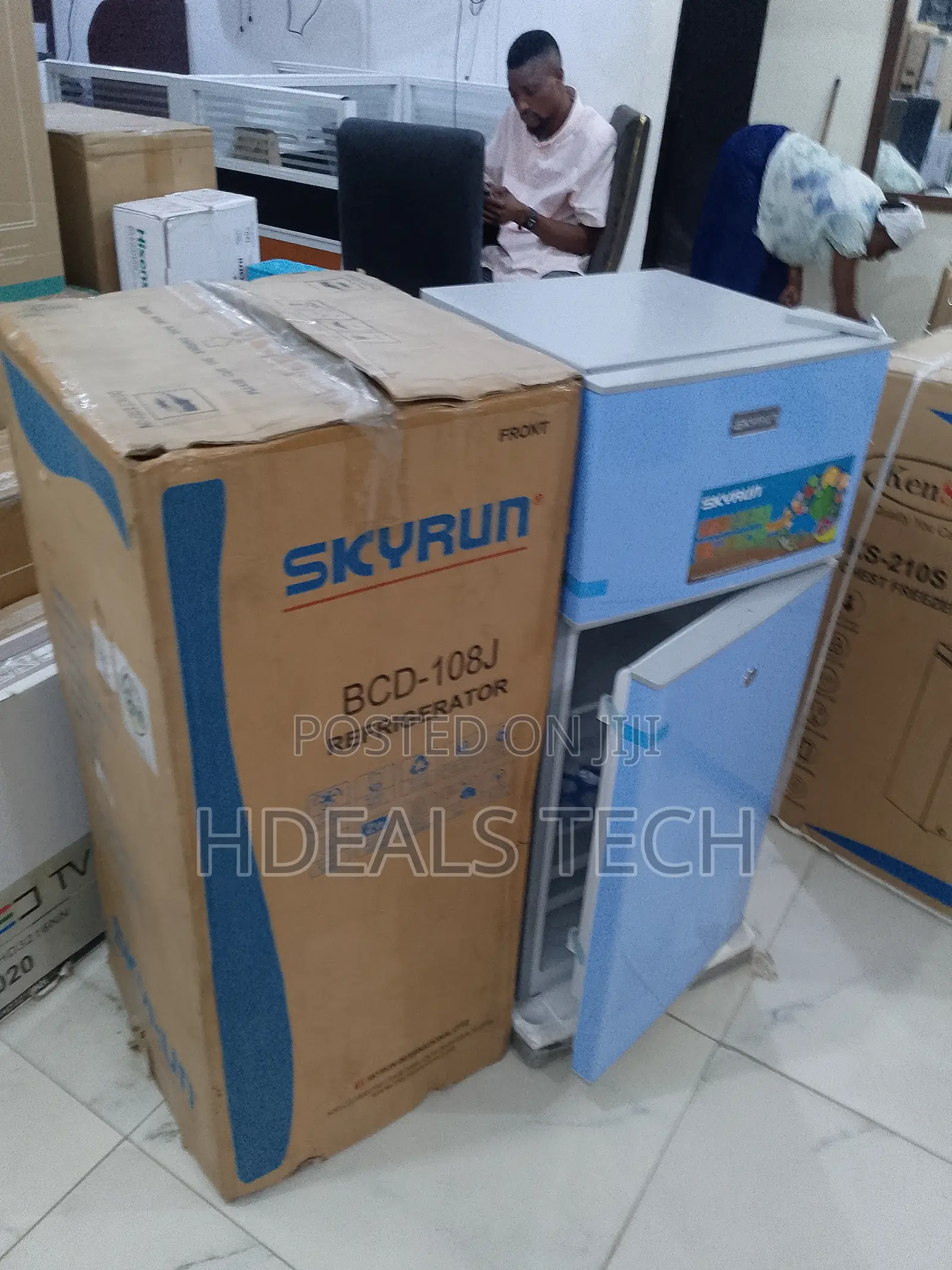 Skyrun Compact Double Door Fridge – Quiet Operation